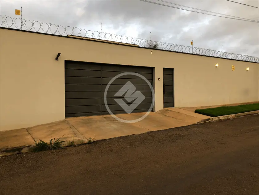Casa Residencial Maurivan Pucci, Inhumas - GO — foto 2