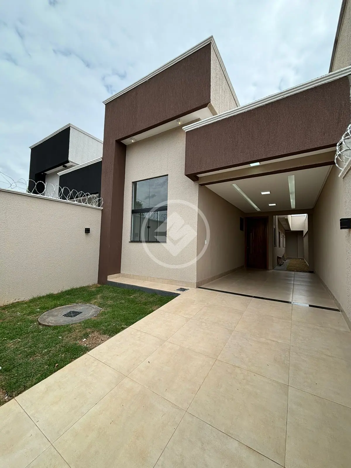 Casa Setor Serra Dourada - 3ª Etapa, Aparecida de Goiânia - GO — foto 1