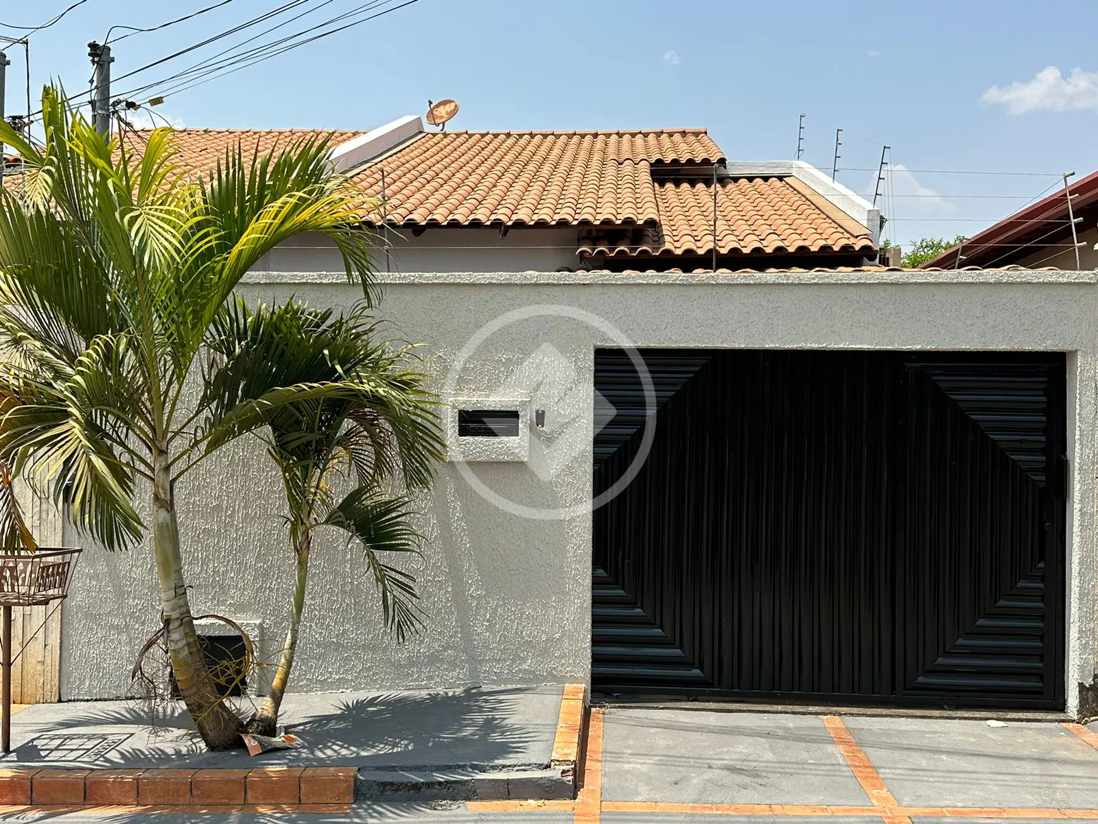 Casa Mansões Paraíso, Aparecida de Goiânia - GO — foto 1