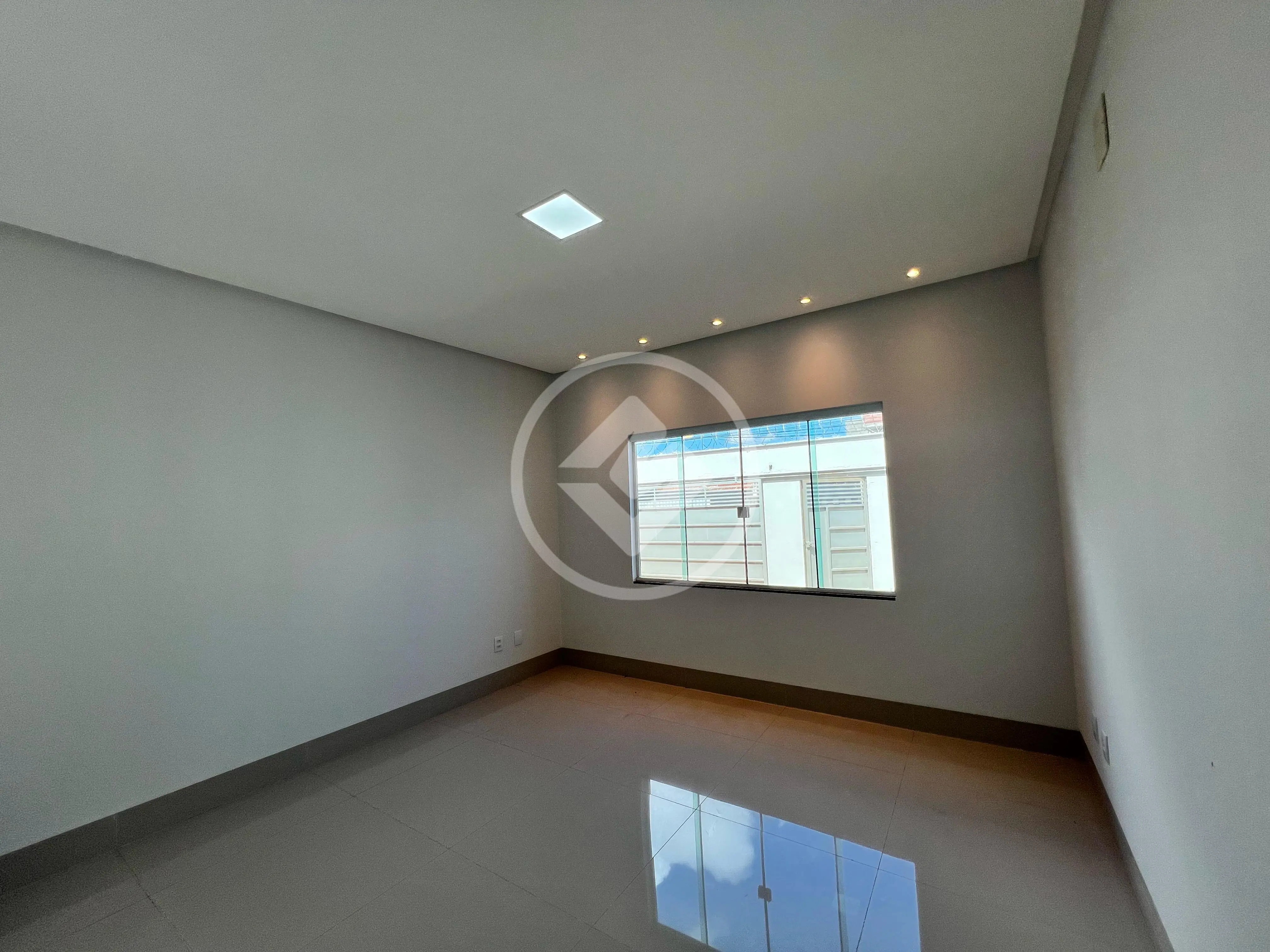 Casa Jardim Luz, Aparecida de Goiânia - GO — foto 2