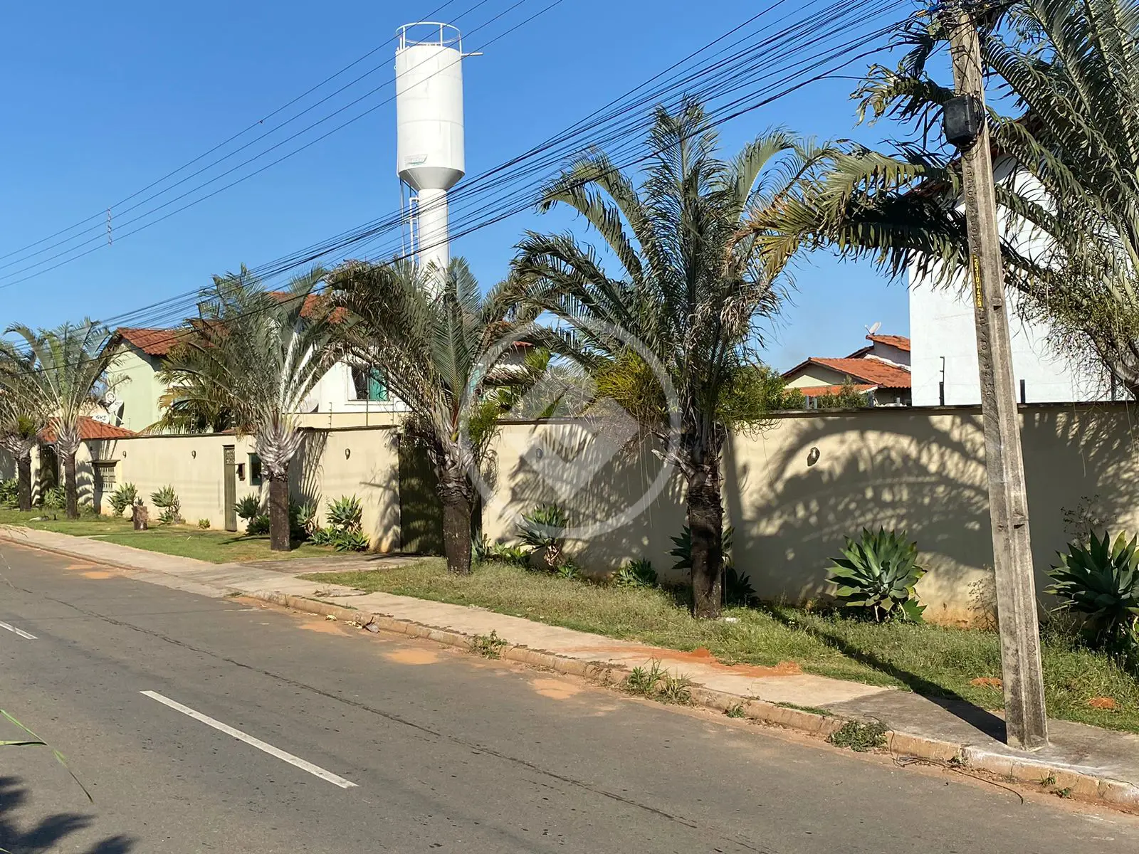 Casa Jardim Helvécia, Aparecida de Goiânia - GO — foto 1