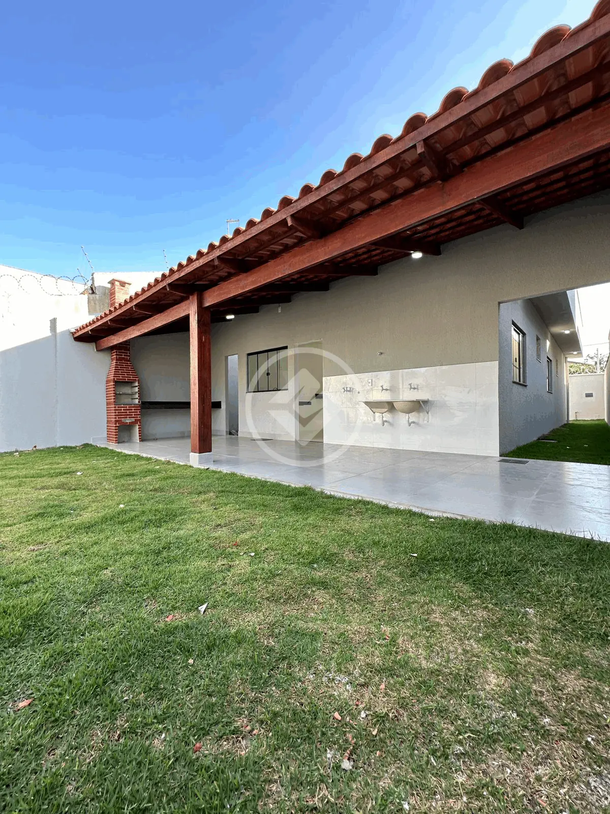 Casa Vila Alzira, Aparecida de Goiânia - GO — foto 1