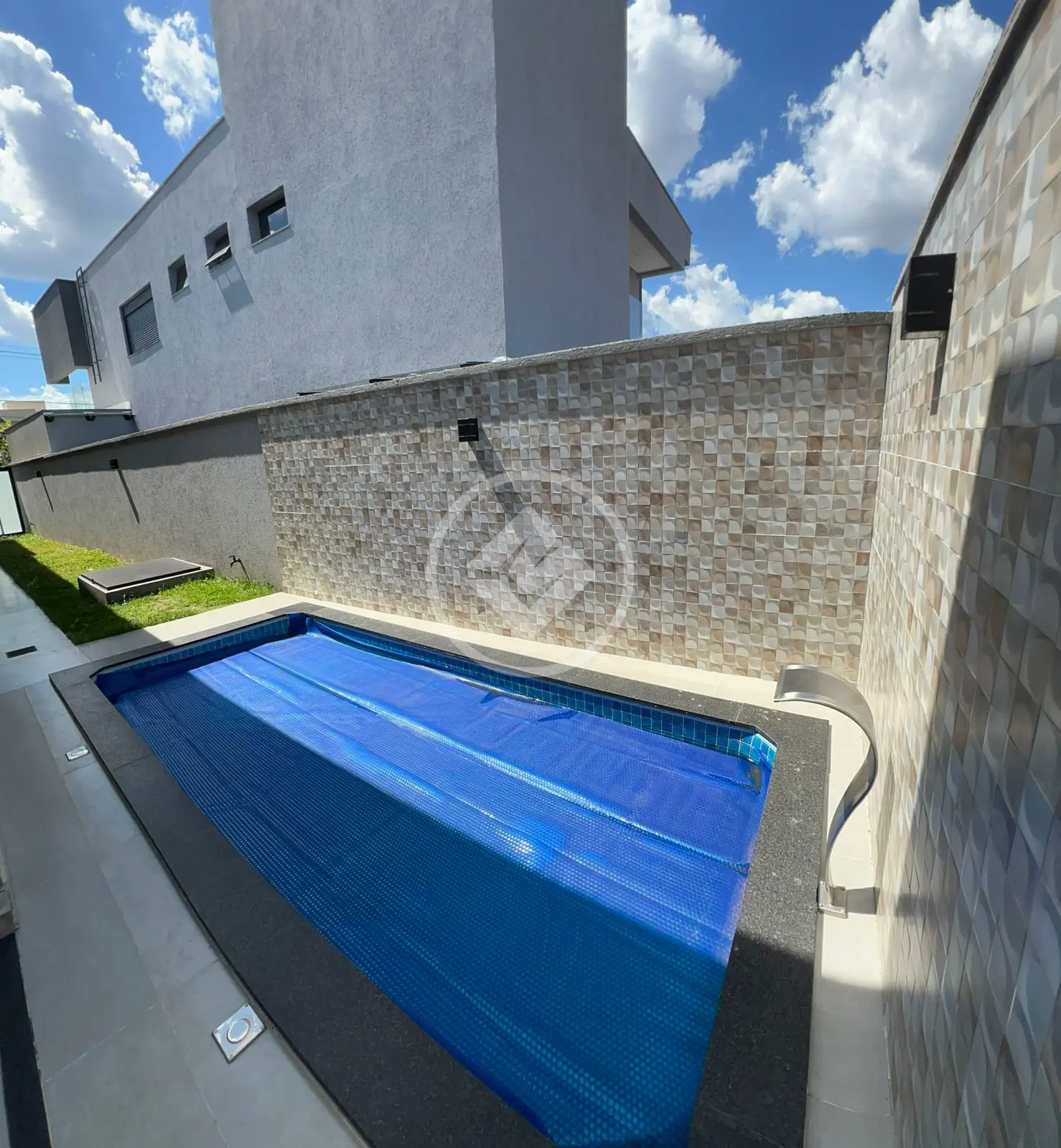 Casa Condomínio Parqville Pinheiros, Aparecida de Goiânia - GO — foto 1