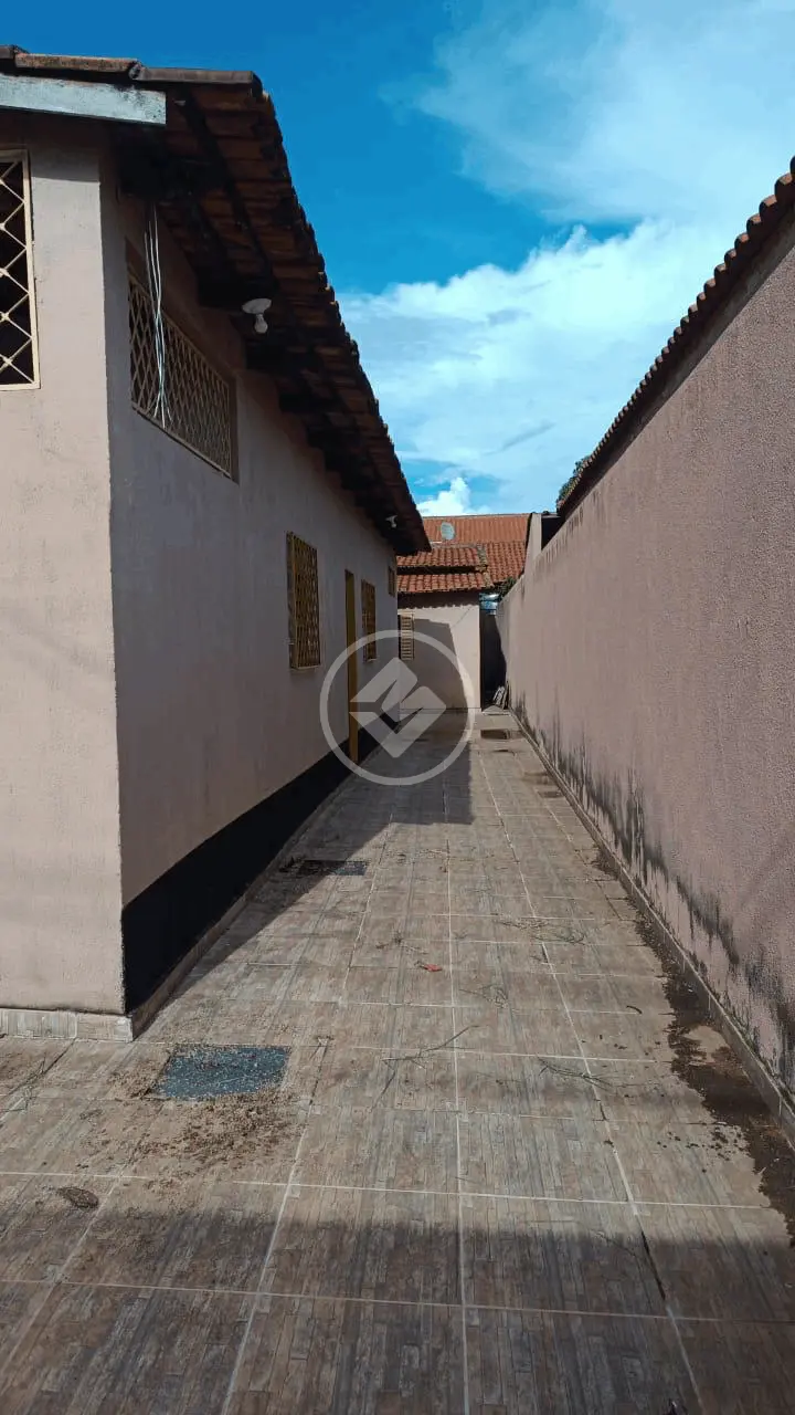 Imagem 2 - Casa em Setor Alto do Vale, Goiânia - GO