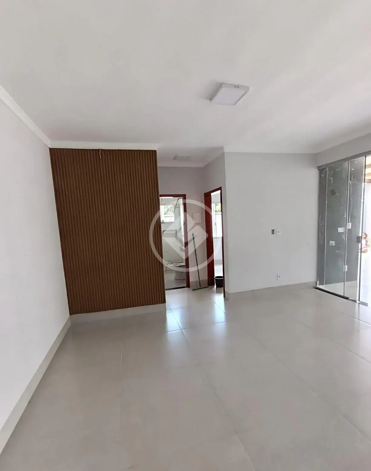 Image 2 - Casa em Jardim Veneza, Aparecida de Goiânia - GO