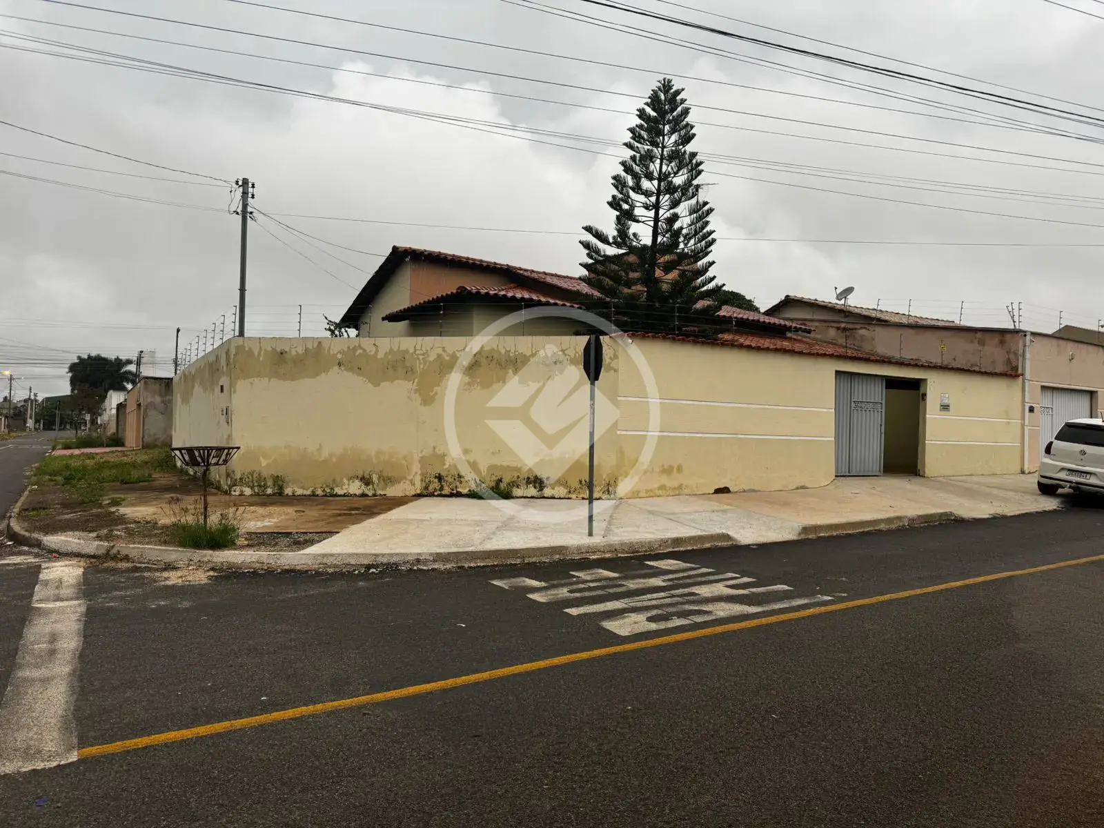 Image 2 - Casa em Setor Araguaia, Aparecida de Goiânia - GO