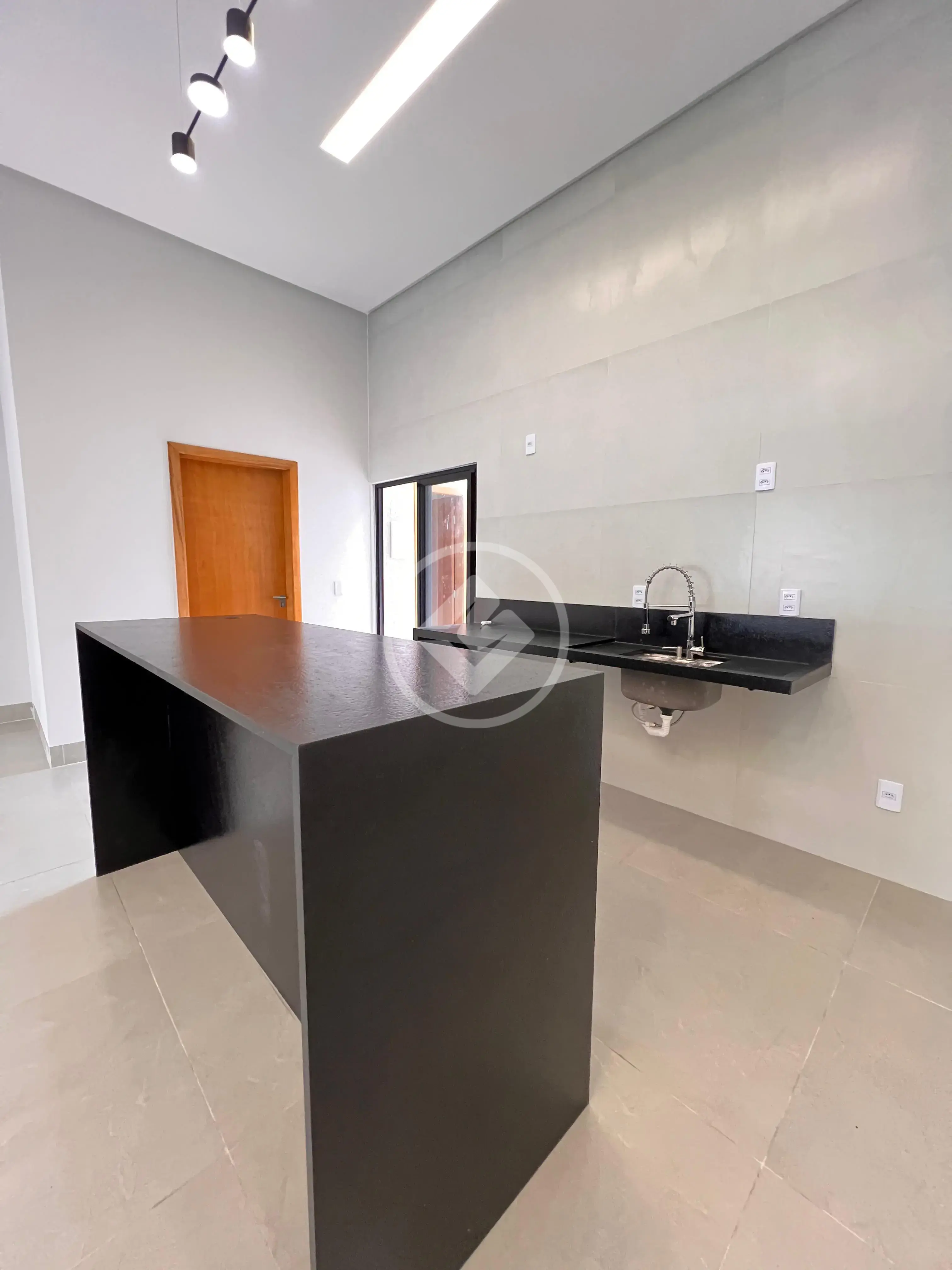 Image 2 - Casa em Jardim Atlântico, Goiânia - GO
