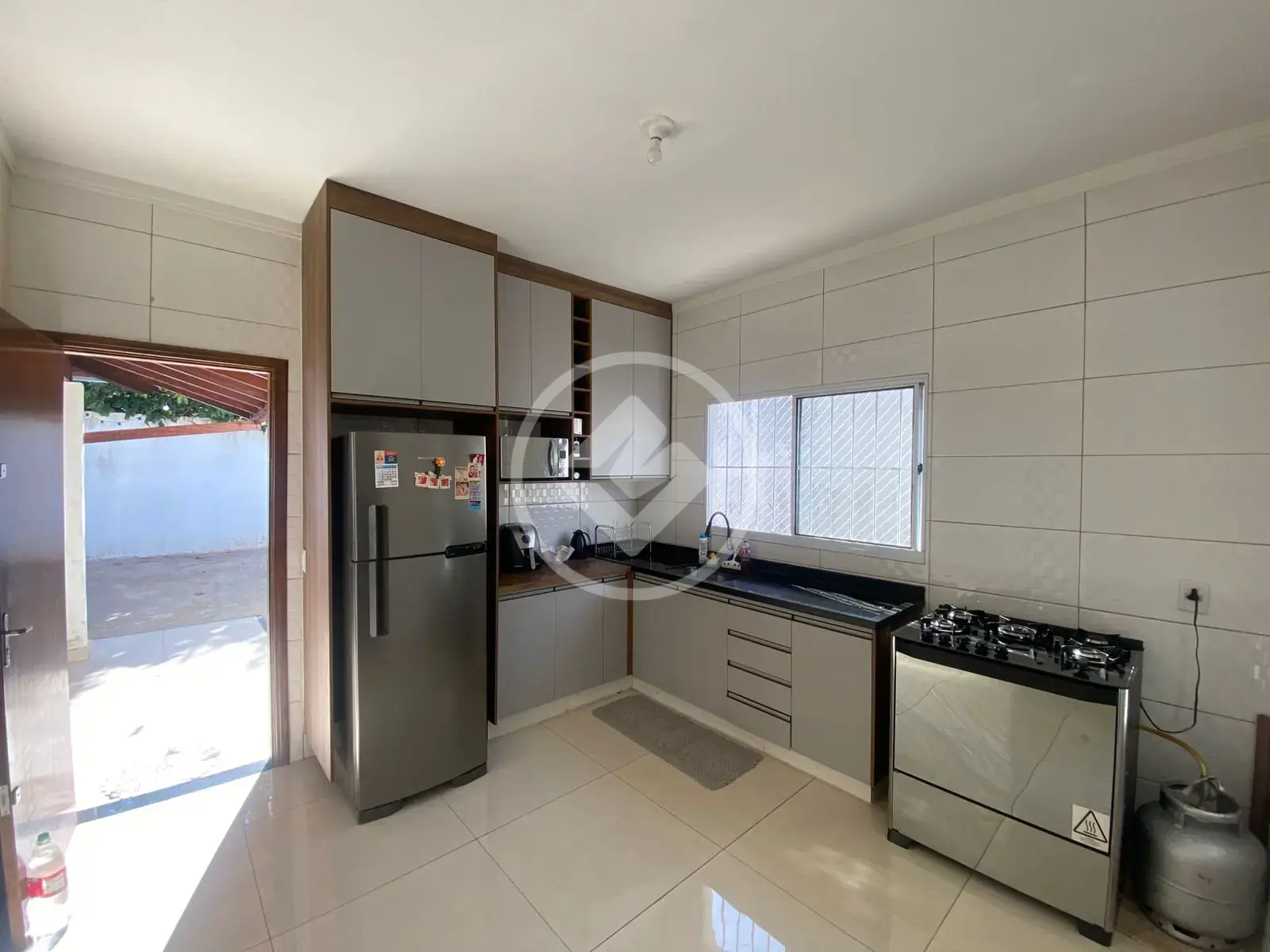 Image 2 - Casa em Amizade, Araçatuba - SP