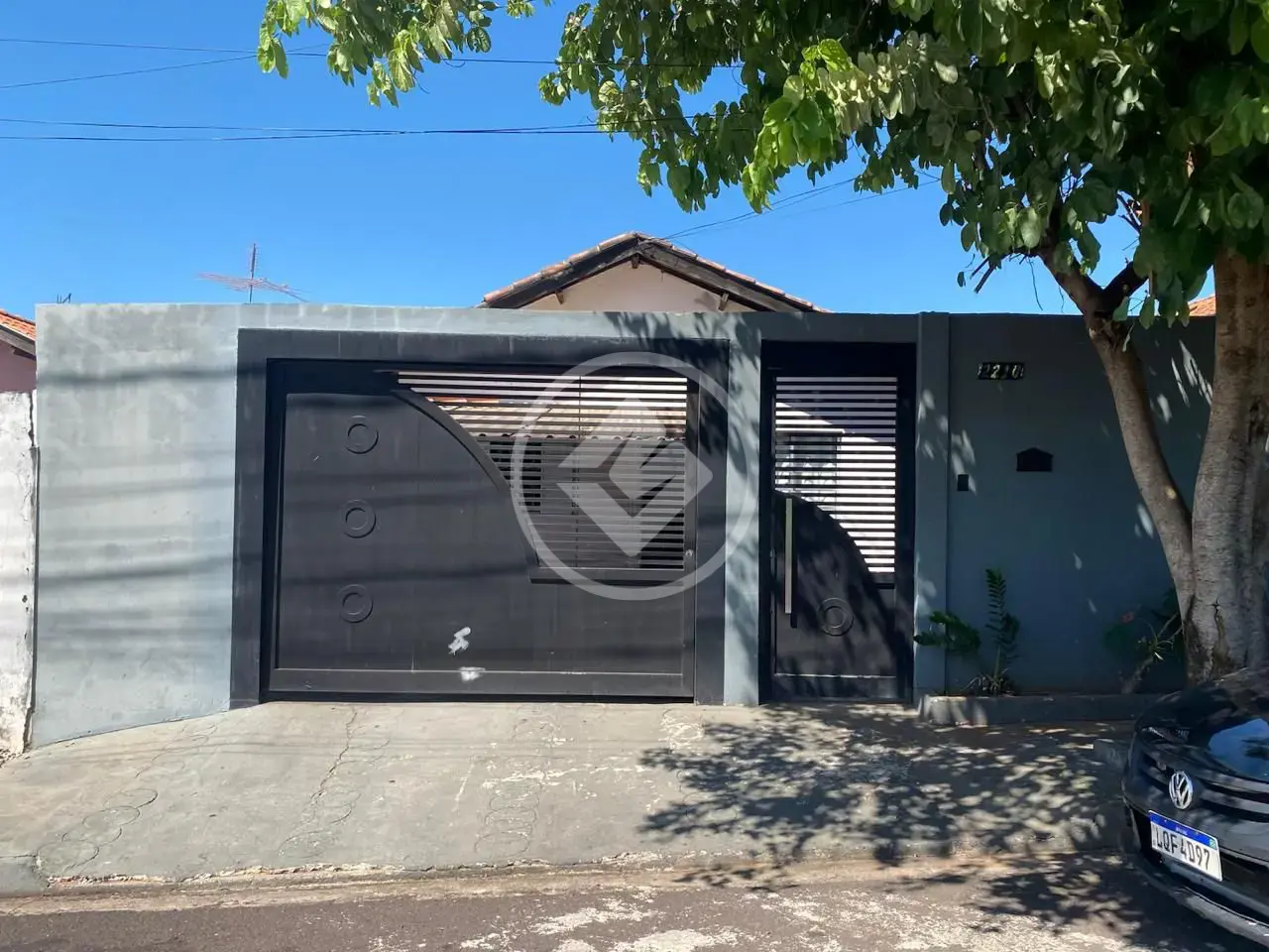 Imagem 1 - Casa em Conjunto Habitacional Elias Stefan, Araçatuba - SP