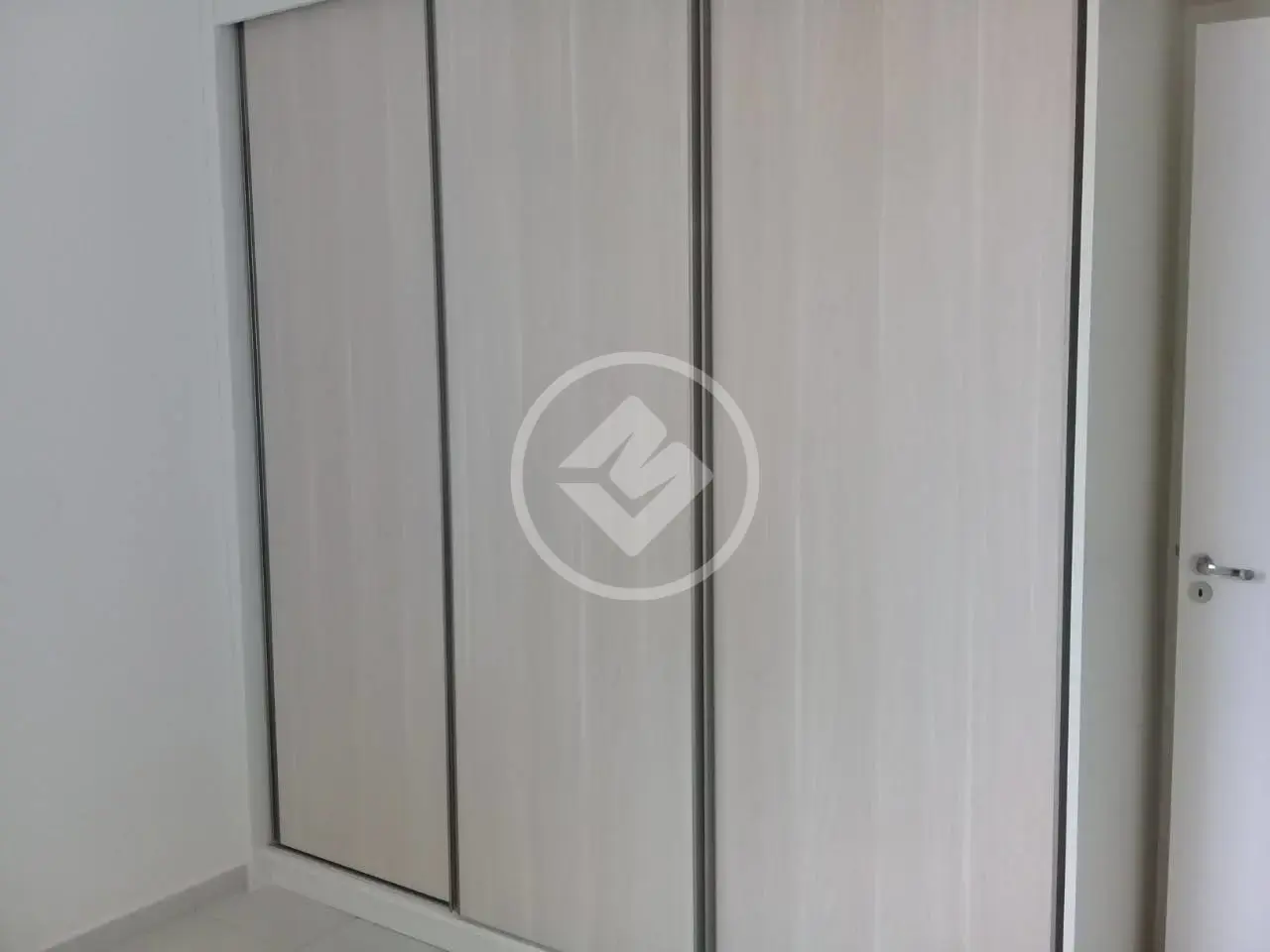 Imagem 2 - Apartamento Duplex em Conjunto Habitacional Pedro Perri, Araçatuba - SP