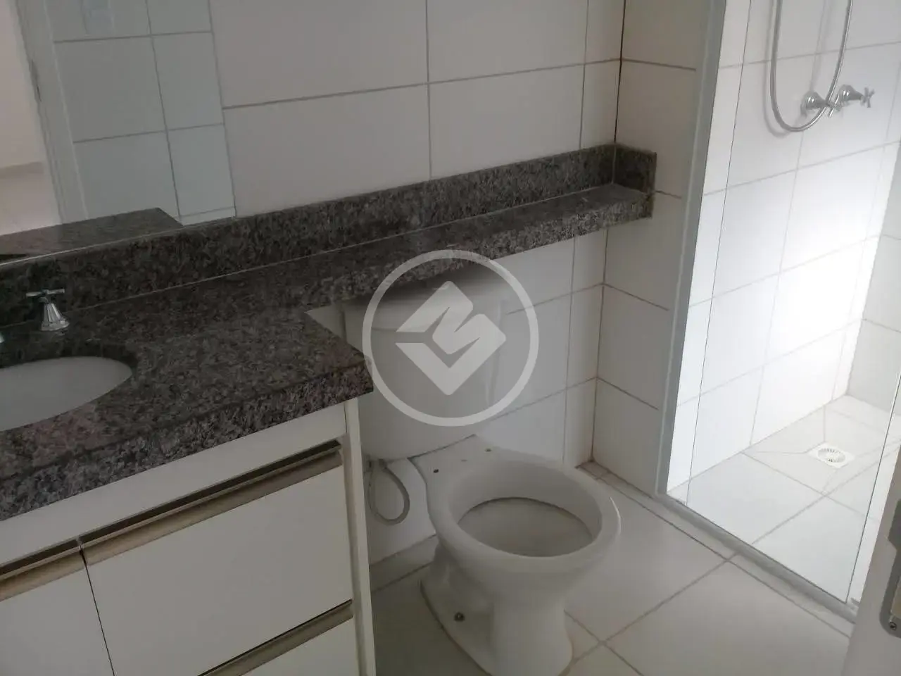 Imagem 5 - Apartamento Duplex em Conjunto Habitacional Pedro Perri, Araçatuba - SP
