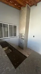 Imagem 2 - Casa em Conjunto Habitacional Hilda Mandarino, Araçatuba - SP