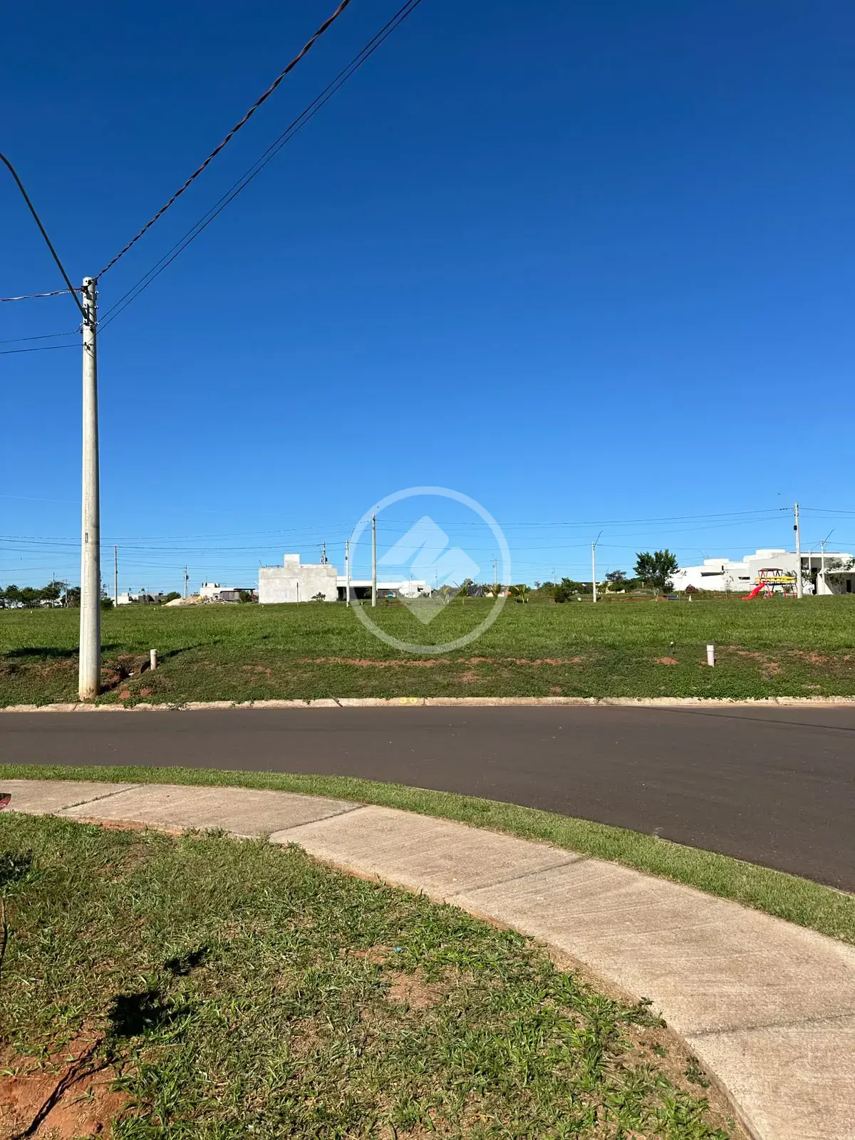 Image 2 - Terreno Condomínio em Aeroporto, Araçatuba - SP