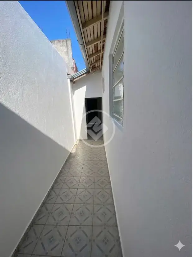 Image 2 - Casa em Conjunto Habitacional Doutor Antonio Villela Silva, Araçatuba - SP