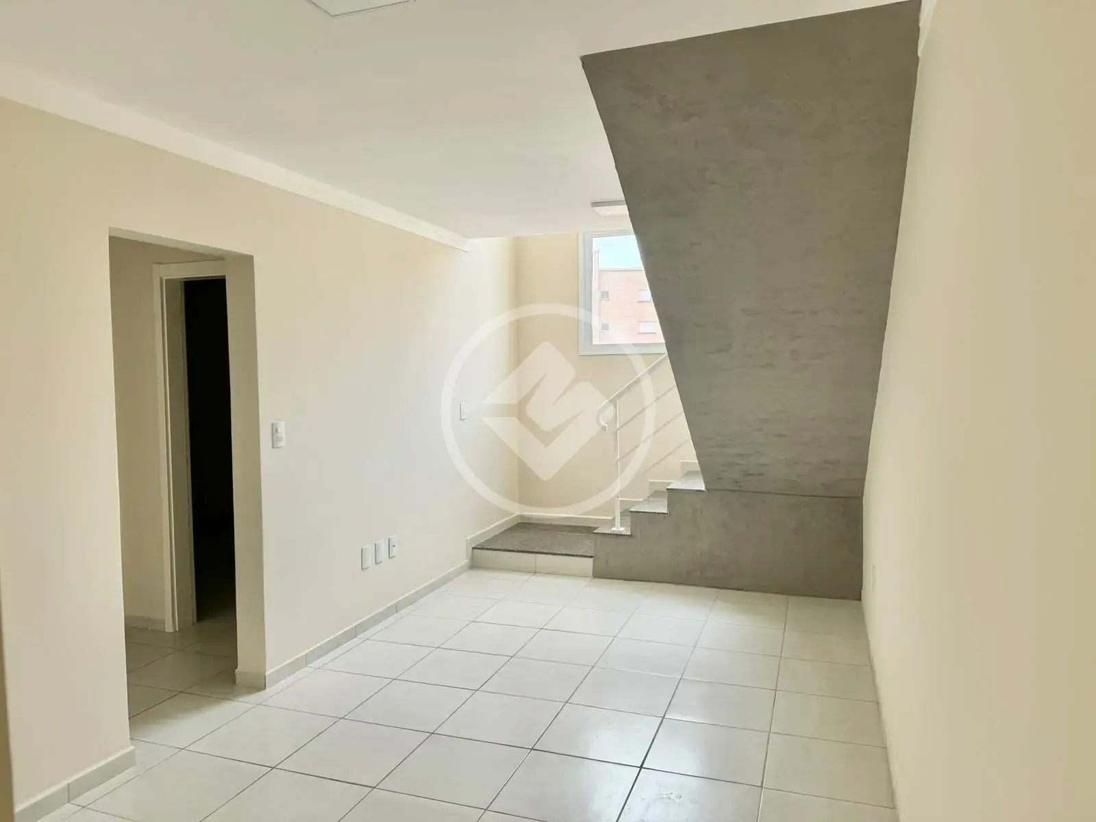 Imagem 1 - Apartamento Duplex em Conjunto Habitacional Pedro Perri, Araçatuba - SP