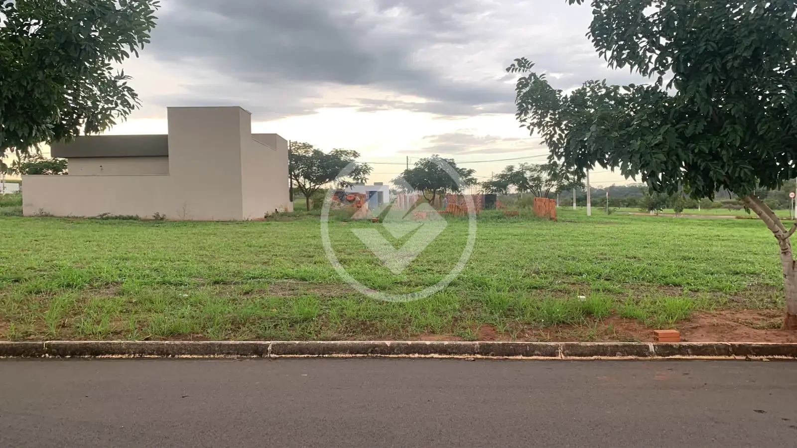 Imagem 1 - Terreno Condomínio em Monterrey, Araçatuba - SP