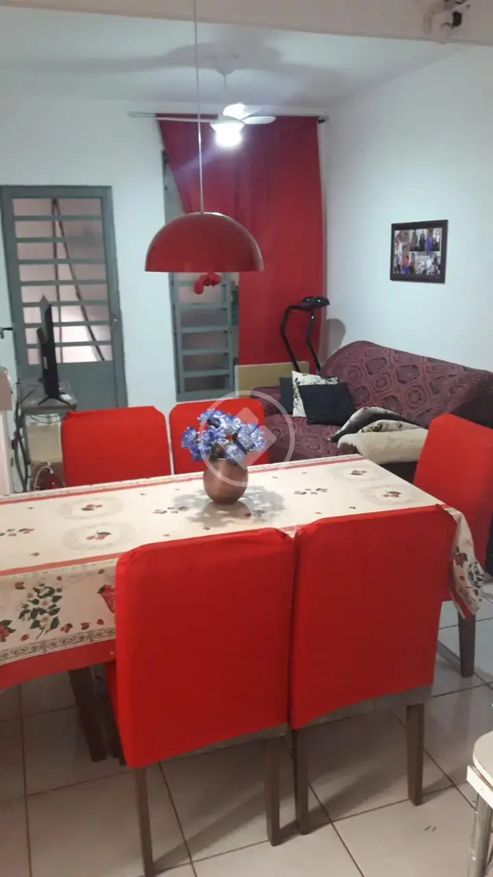 Imagem 3 - Casa em Conjunto Habitacional Prefeito Francisco Antônio de Lima, Birigui - SP