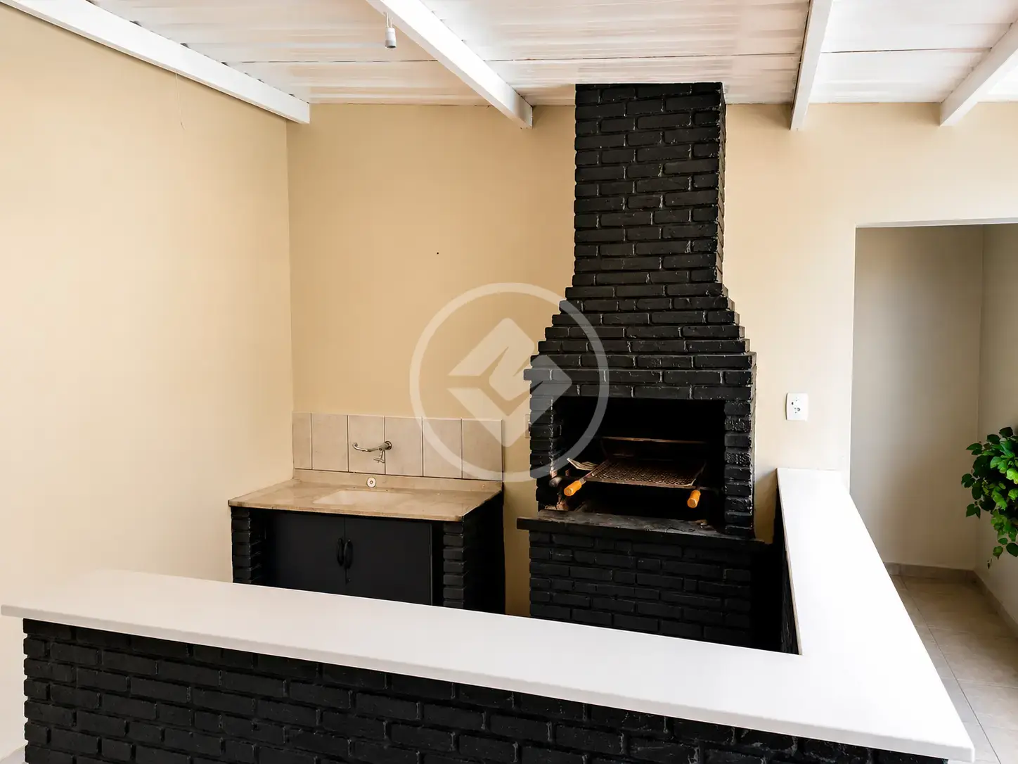 Imagem 2 - Casa em Conjunto Habitacional Hilda Mandarino, Araçatuba - SP