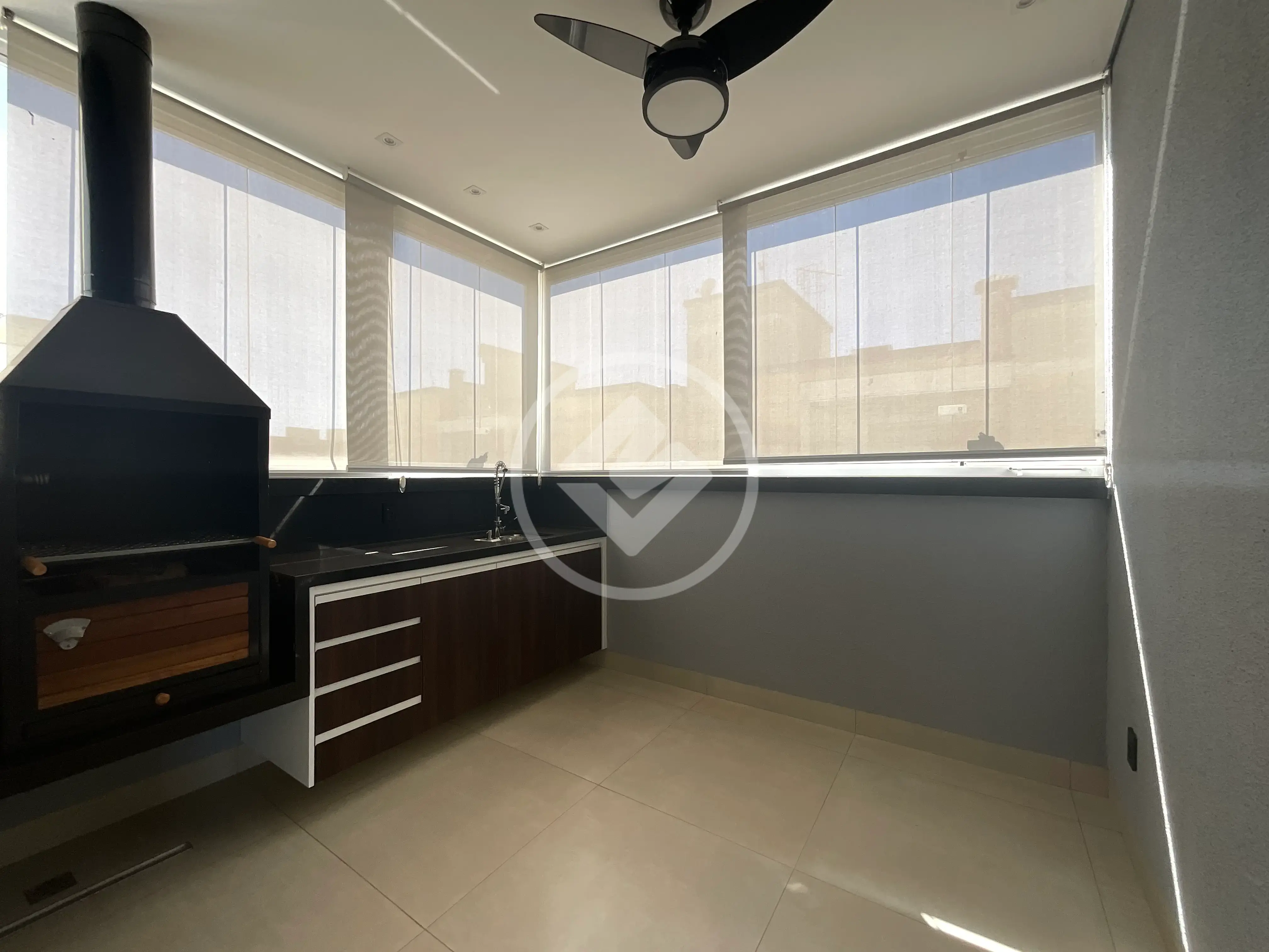 Imagem 1 - Apartamento Duplex em Conjunto Habitacional Pedro Perri, Araçatuba - SP