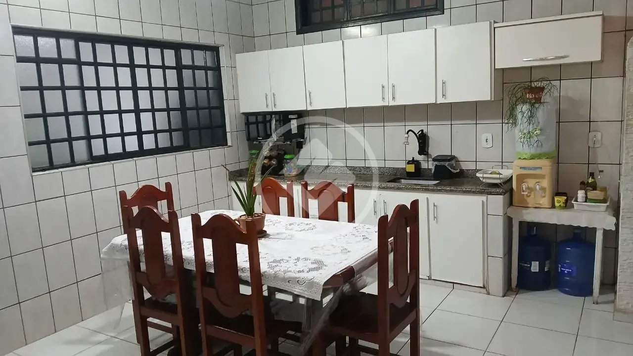 Image 2 - Casa em Conjunto Habitacional Hilda Mandarino, Araçatuba - SP