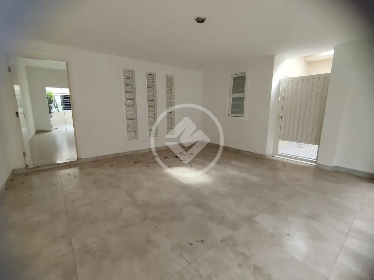 Image 2 - Casa em Vila Bandeirantes, Araçatuba - SP