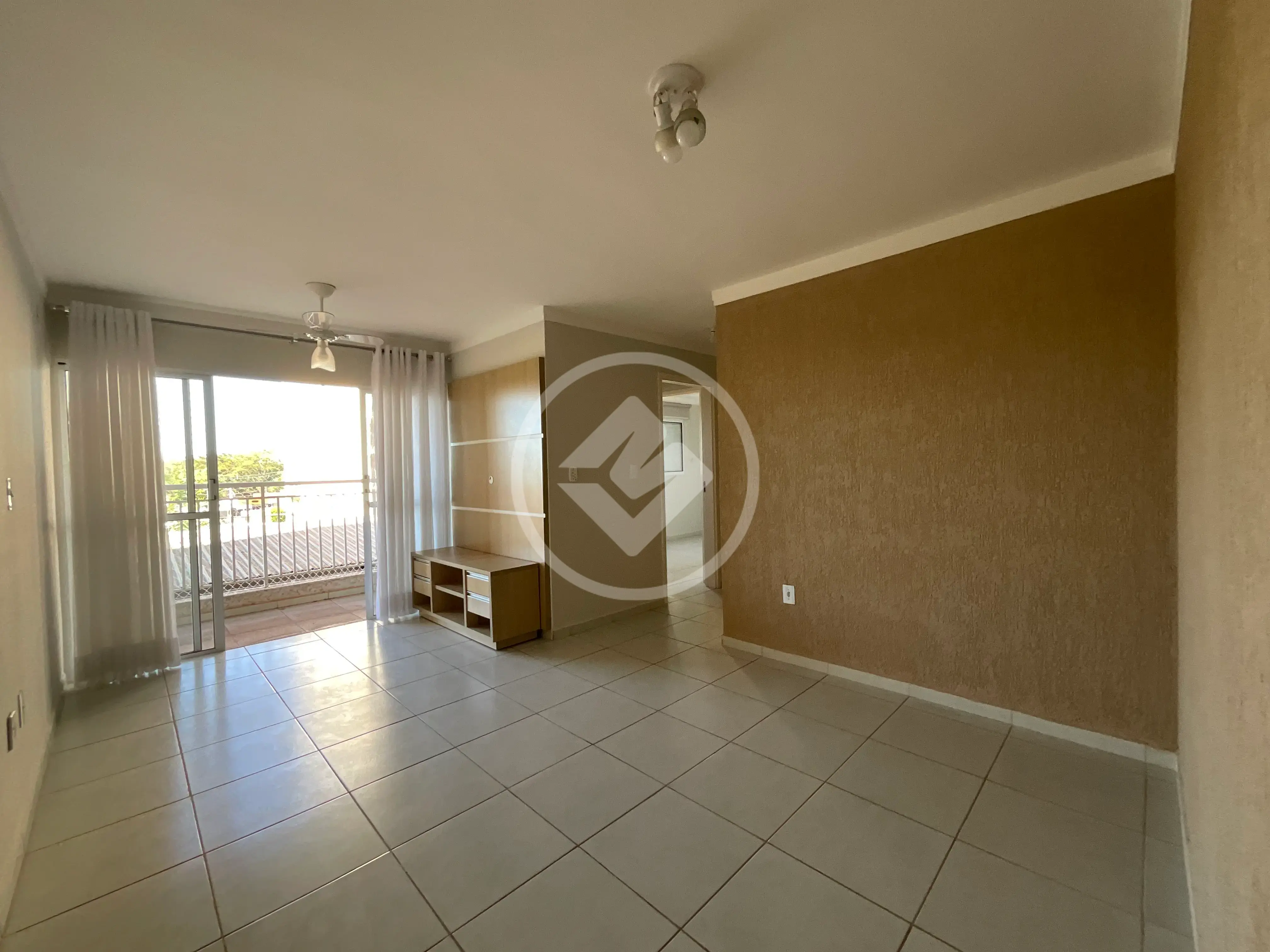 Imagem 1 - Apartamento em Conjunto Habitacional Pedro Perri, Araçatuba - SP