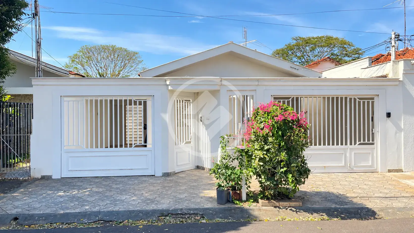 Imagem 1 - Casa em Bairro das Bandeiras, Araçatuba - SP