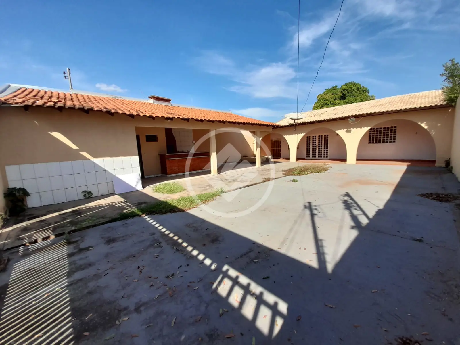 Imagem 1 - Casa em Centro-Sul, Várzea Grande - MT