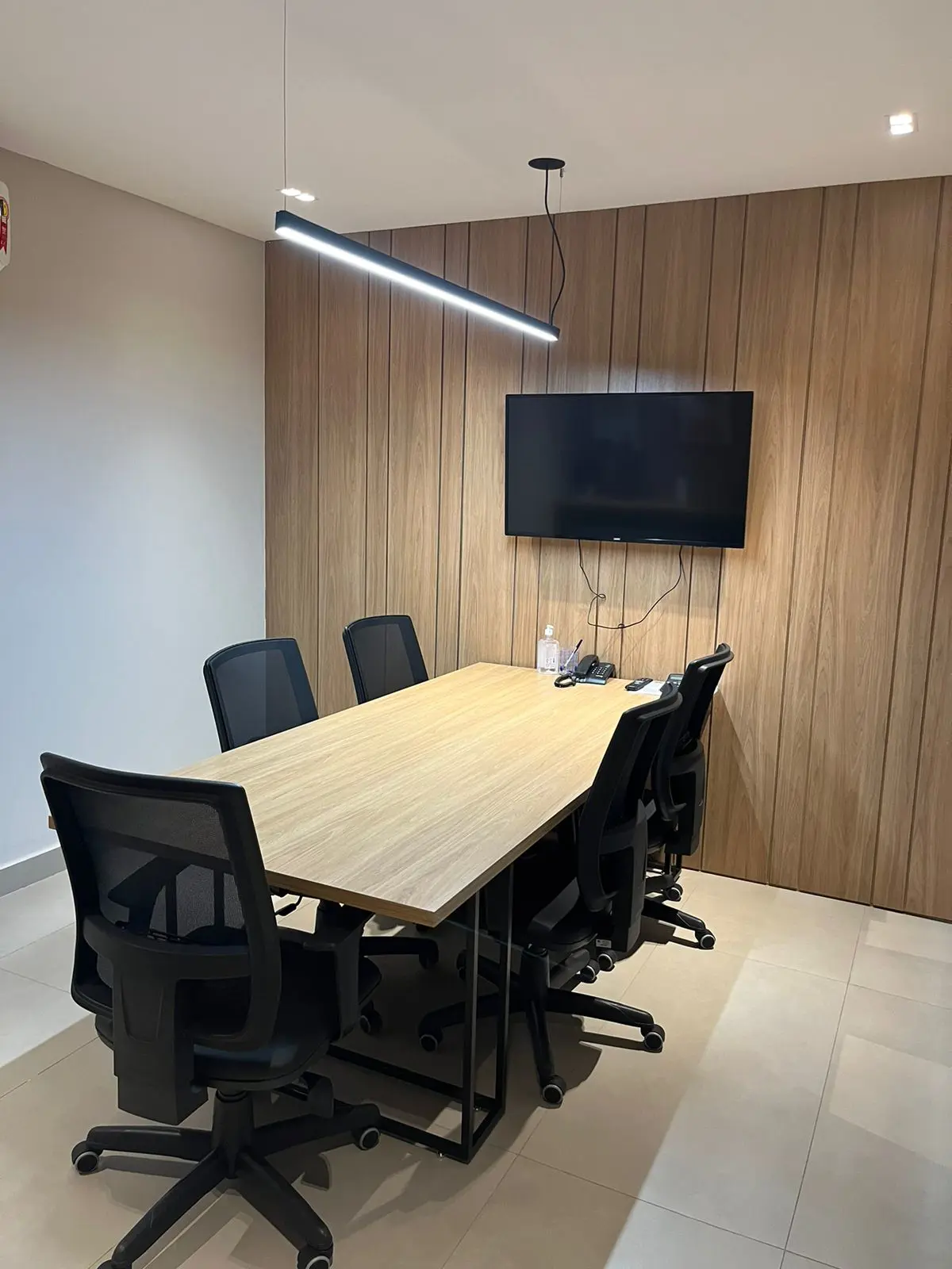 Sala Comercial DESPRAIADO, Cuiabá - MT — foto 1