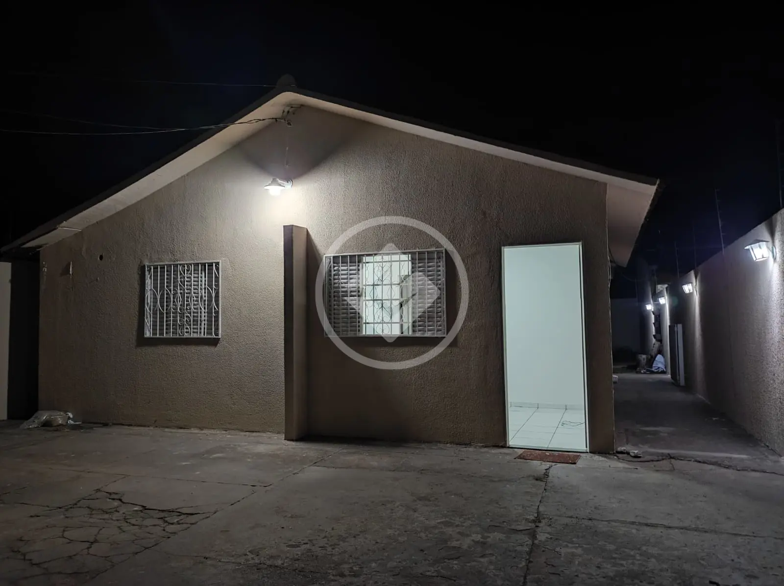 Imagem 1 - Casa em 23 de Setembro, Várzea Grande - MT