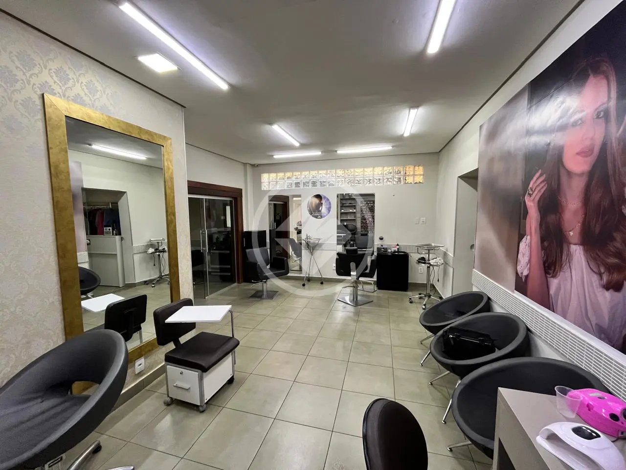 Imagem 2 - Casa Comercial em DUQUE DE CAXIAS I, Cuiabá - MT
