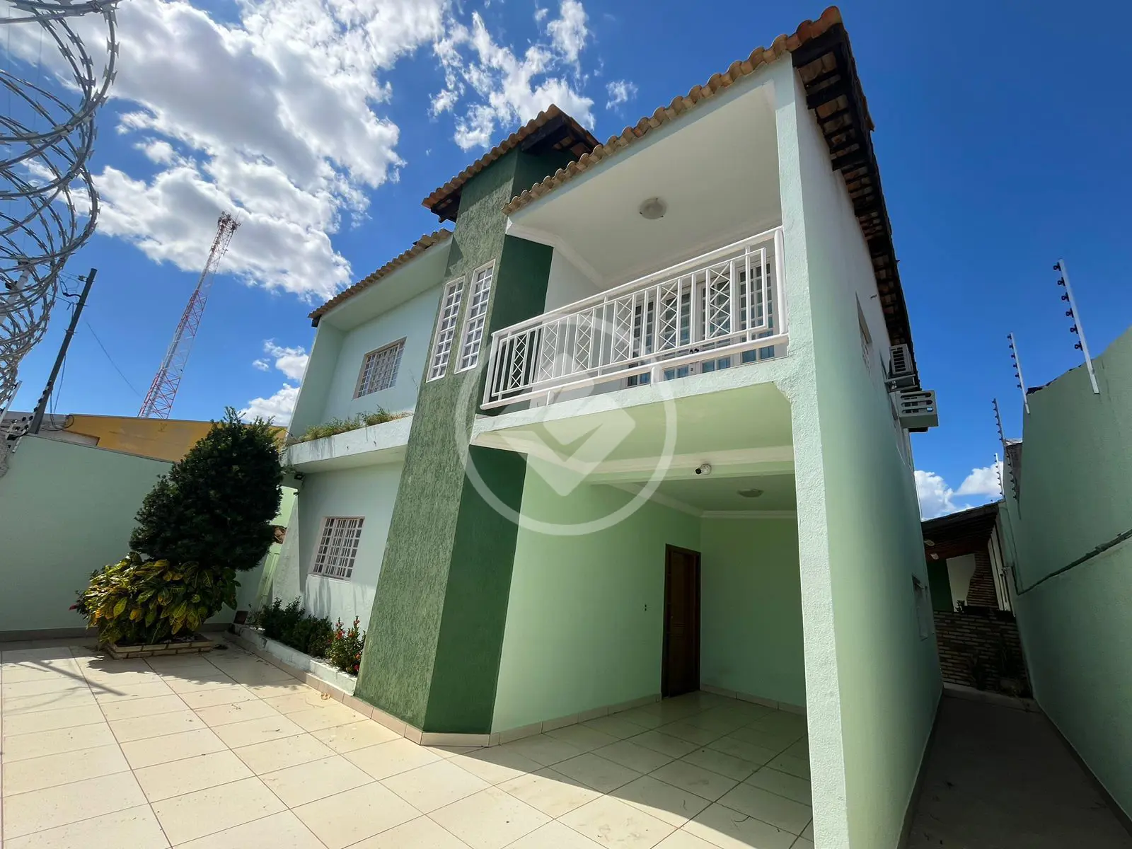 Sobrado Loteamento Jardim das Aroeiras, Cuiabá - MT — foto 1