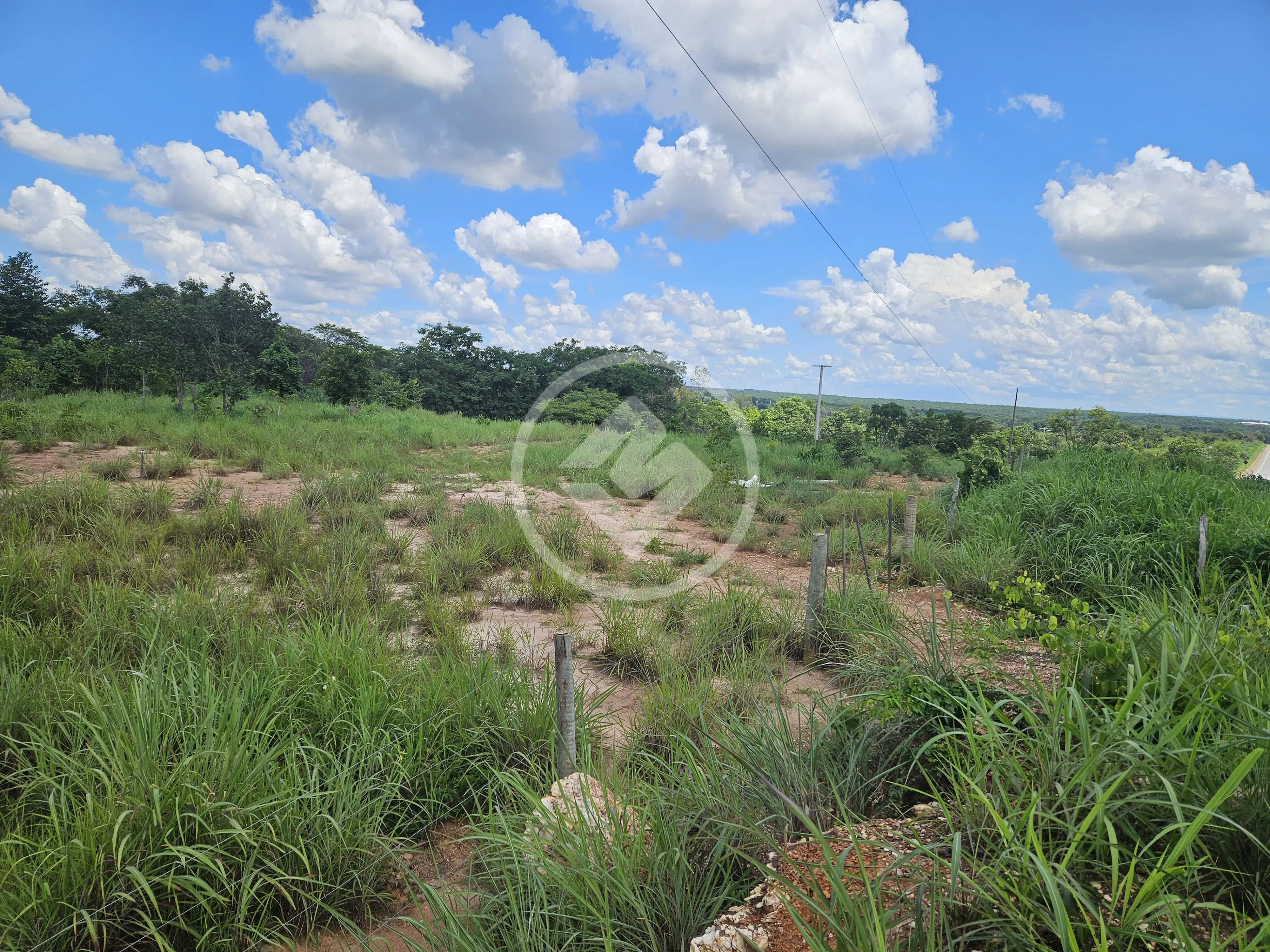 Imagem 3 - Terreno Comercial em DISTRITO INDUSTRIAL, Cuiabá - MT