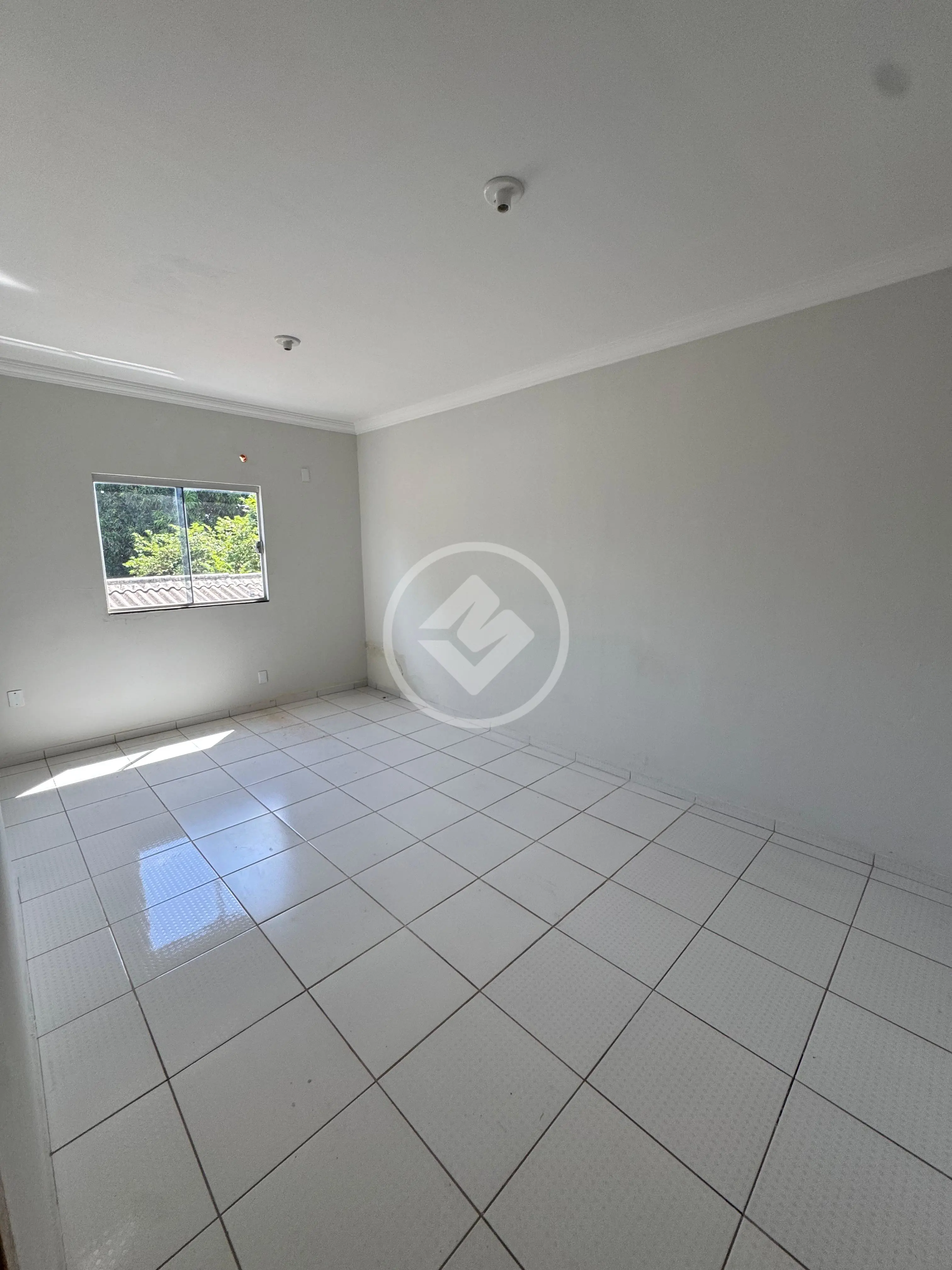 Imagem 2 - Casa Comercial em Centro-Sul, Várzea Grande - MT