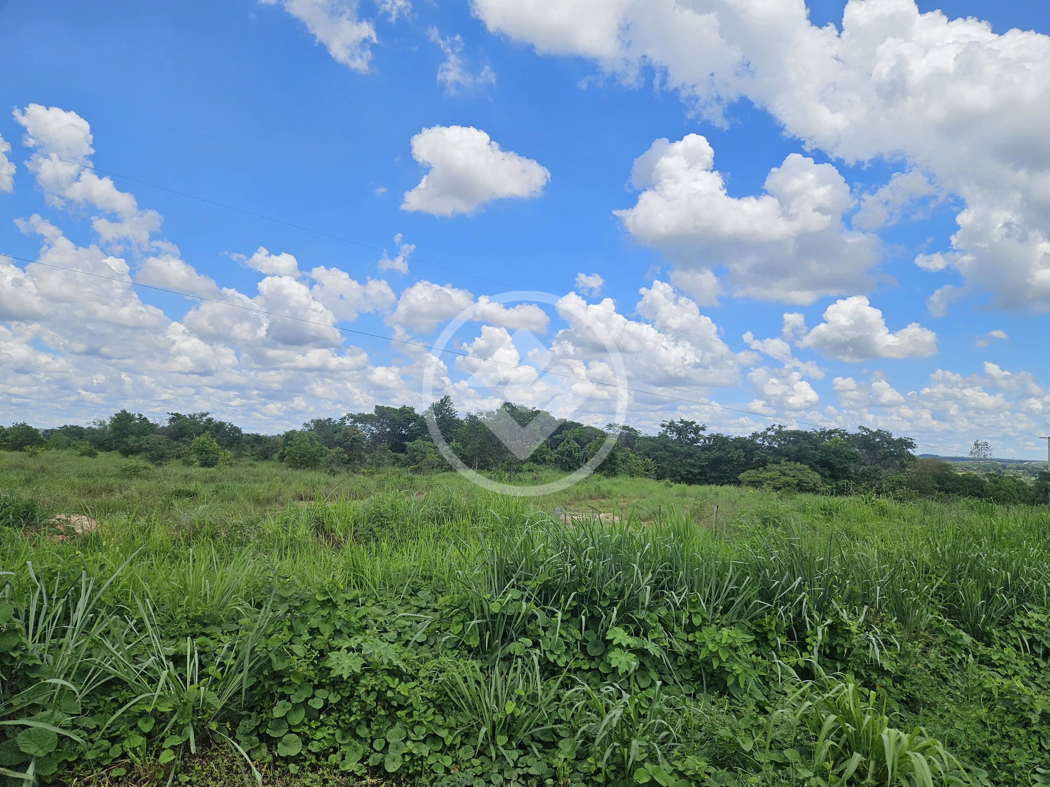 Imagem 2 - Terreno Comercial em DISTRITO INDUSTRIAL, Cuiabá - MT