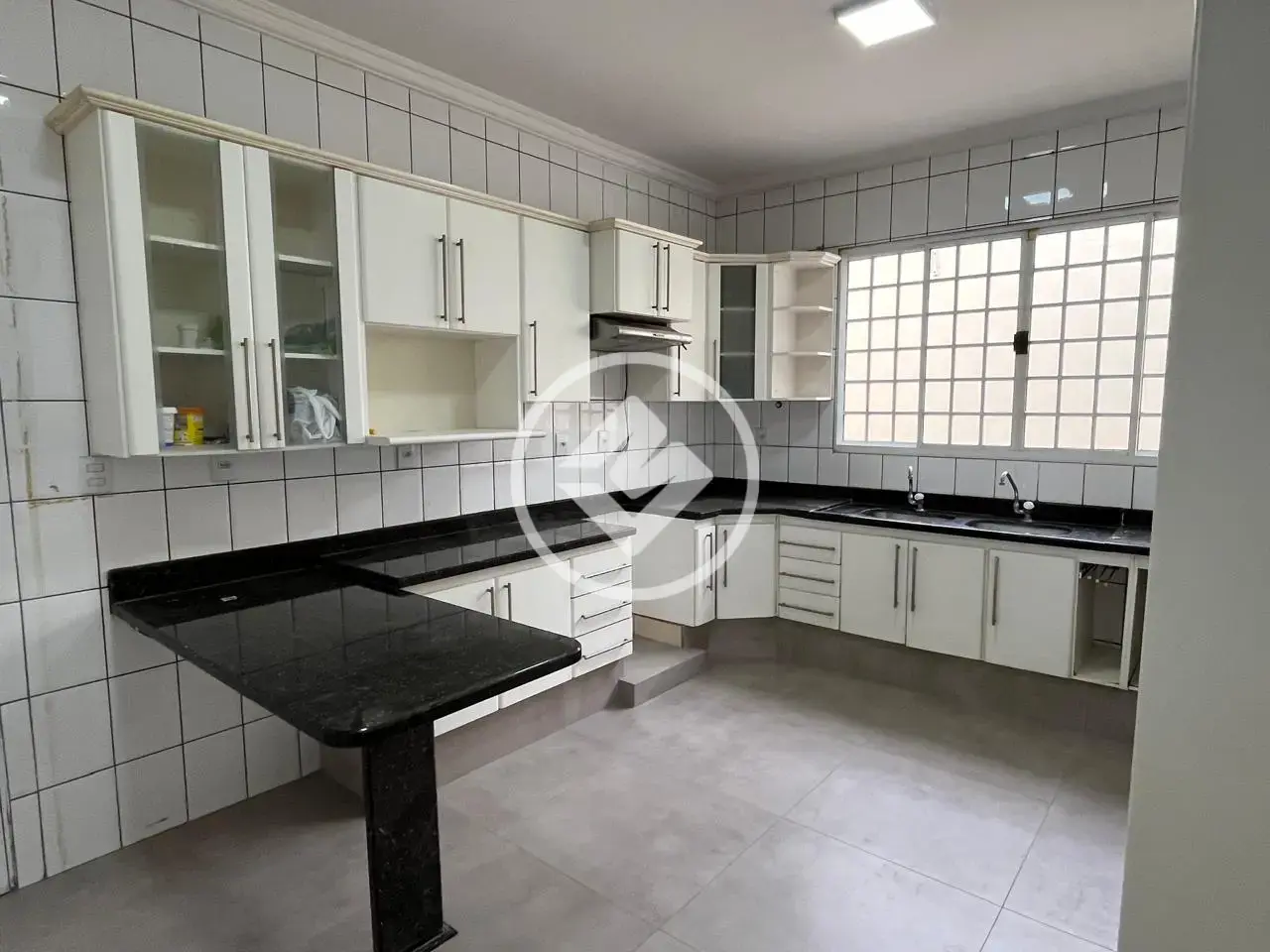 Imagem 3 - Sobrado em AREÃO, Cuiabá - MT