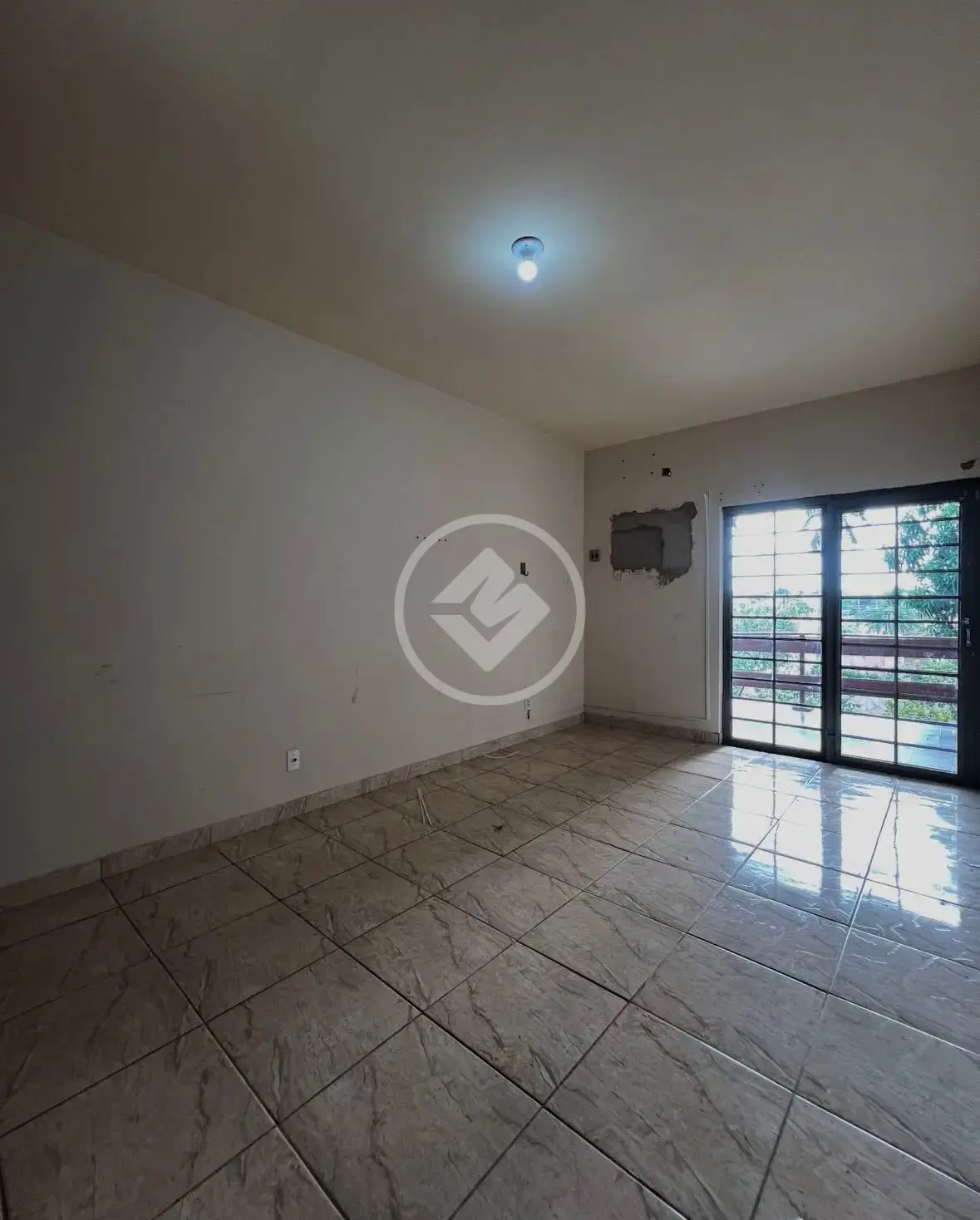 Imagem 3 - Casa Comercial em JARDIM CALIFÓRNIA, Cuiabá - MT