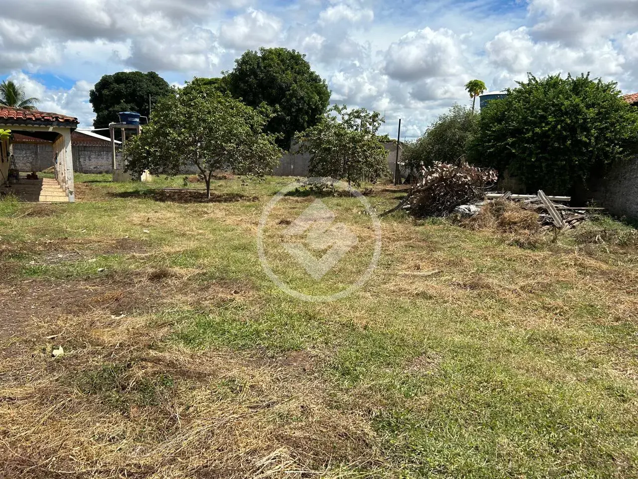 Imagem 1 - Terreno Comercial em Centro-Sul, Várzea Grande - MT