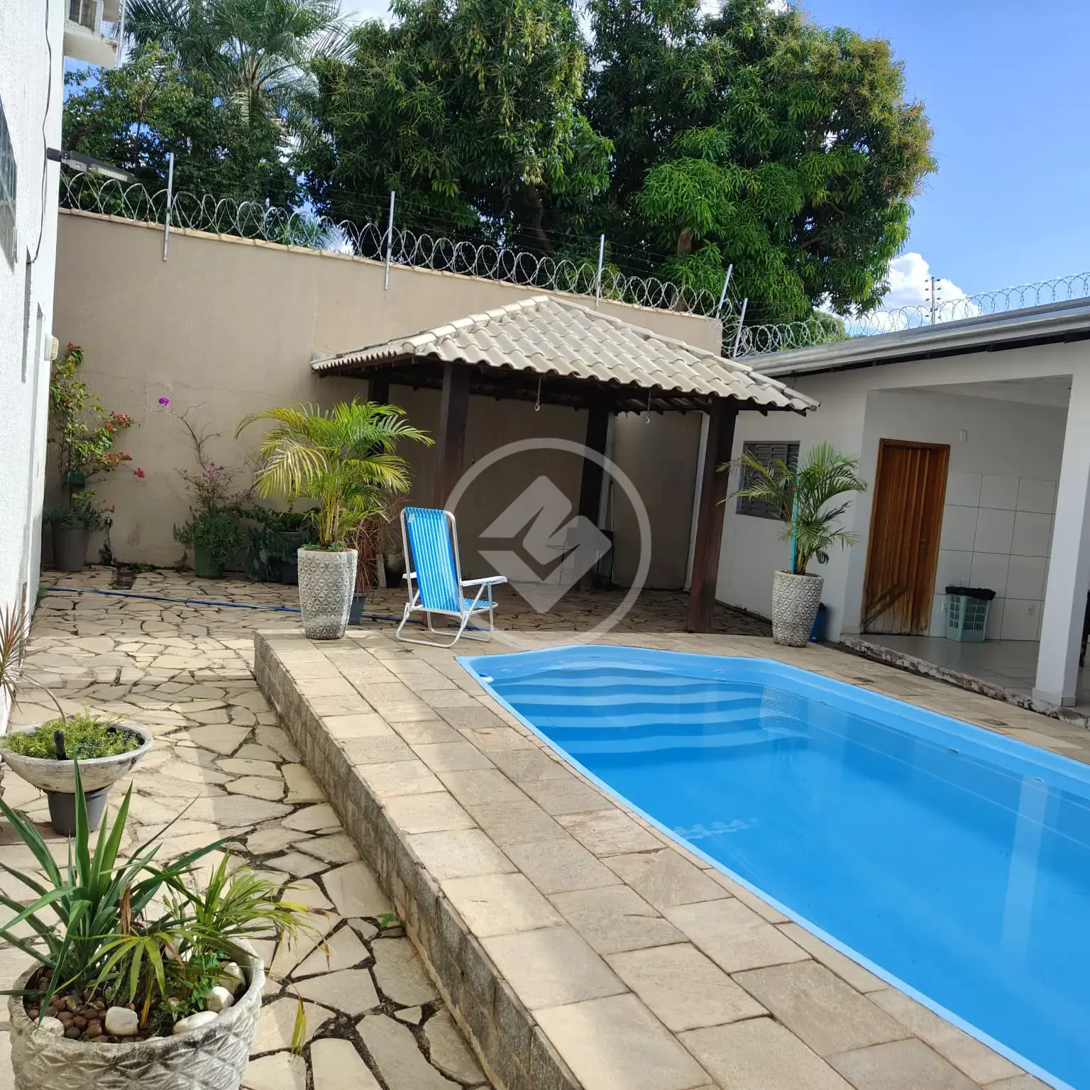 Imagem 1 - Sobrado em POÇÃO, Cuiabá - MT