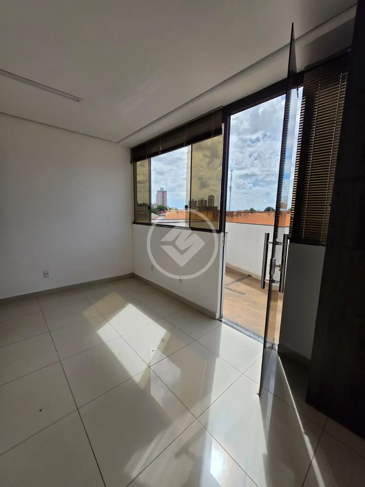 Imagem 2 - Sala Comercial em Jardim Paulista, Cuiabá - MT