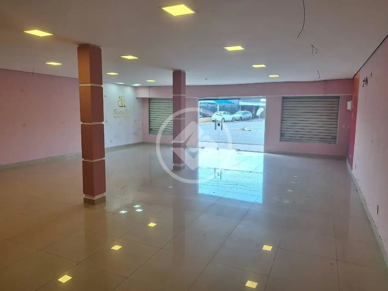 Imagem 1 - Casa Comercial em Cristo Rei, Várzea Grande - MT