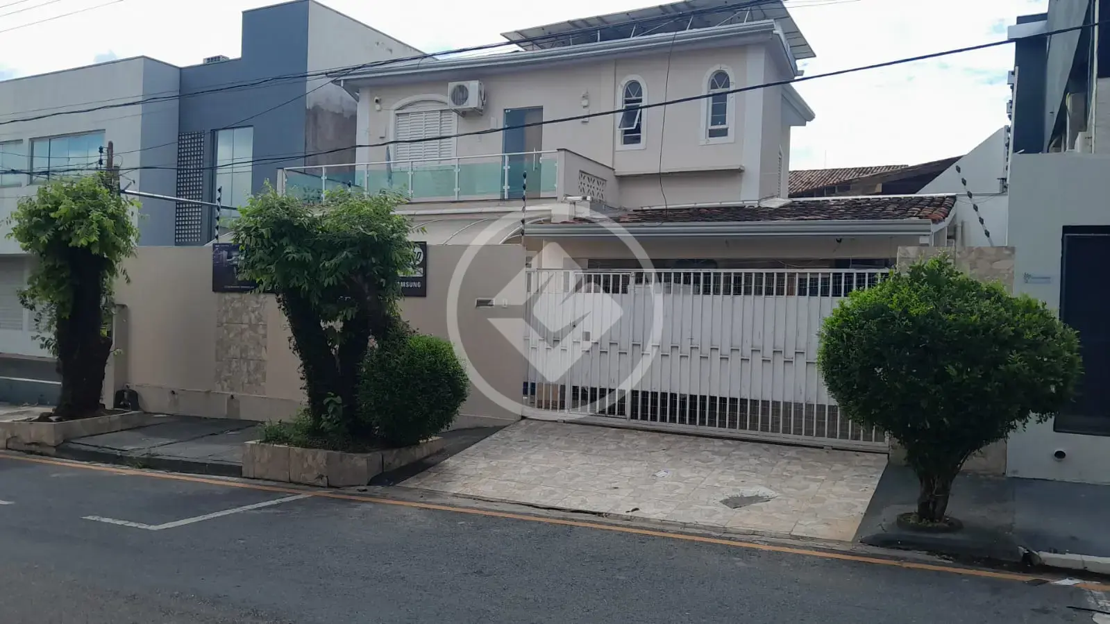 Imagem 1 - Sobrado em JARDIM CUIABÁ, Cuiabá - MT