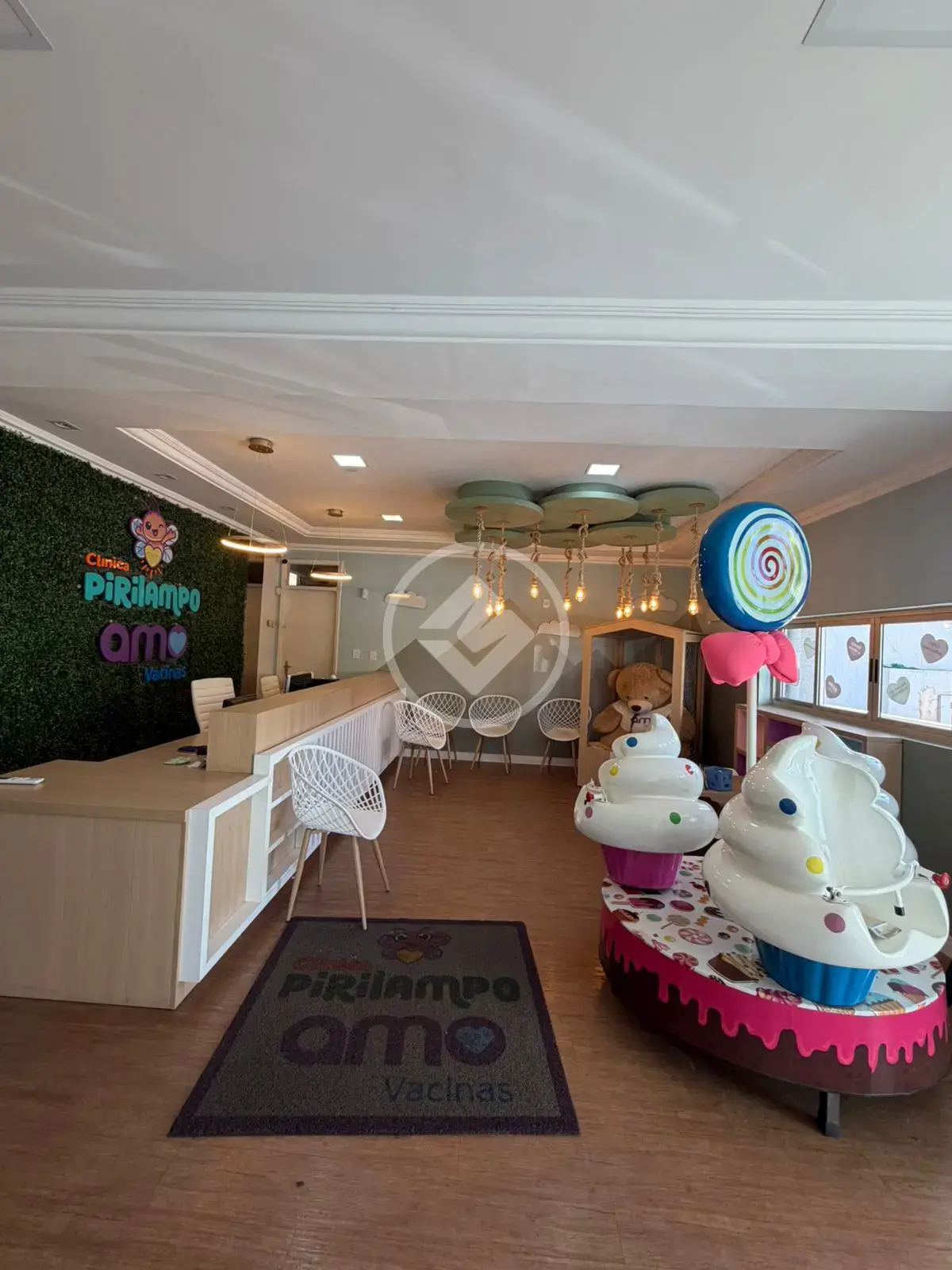 Imagem 1 - Casa Comercial em Centro, Cuiabá - MT