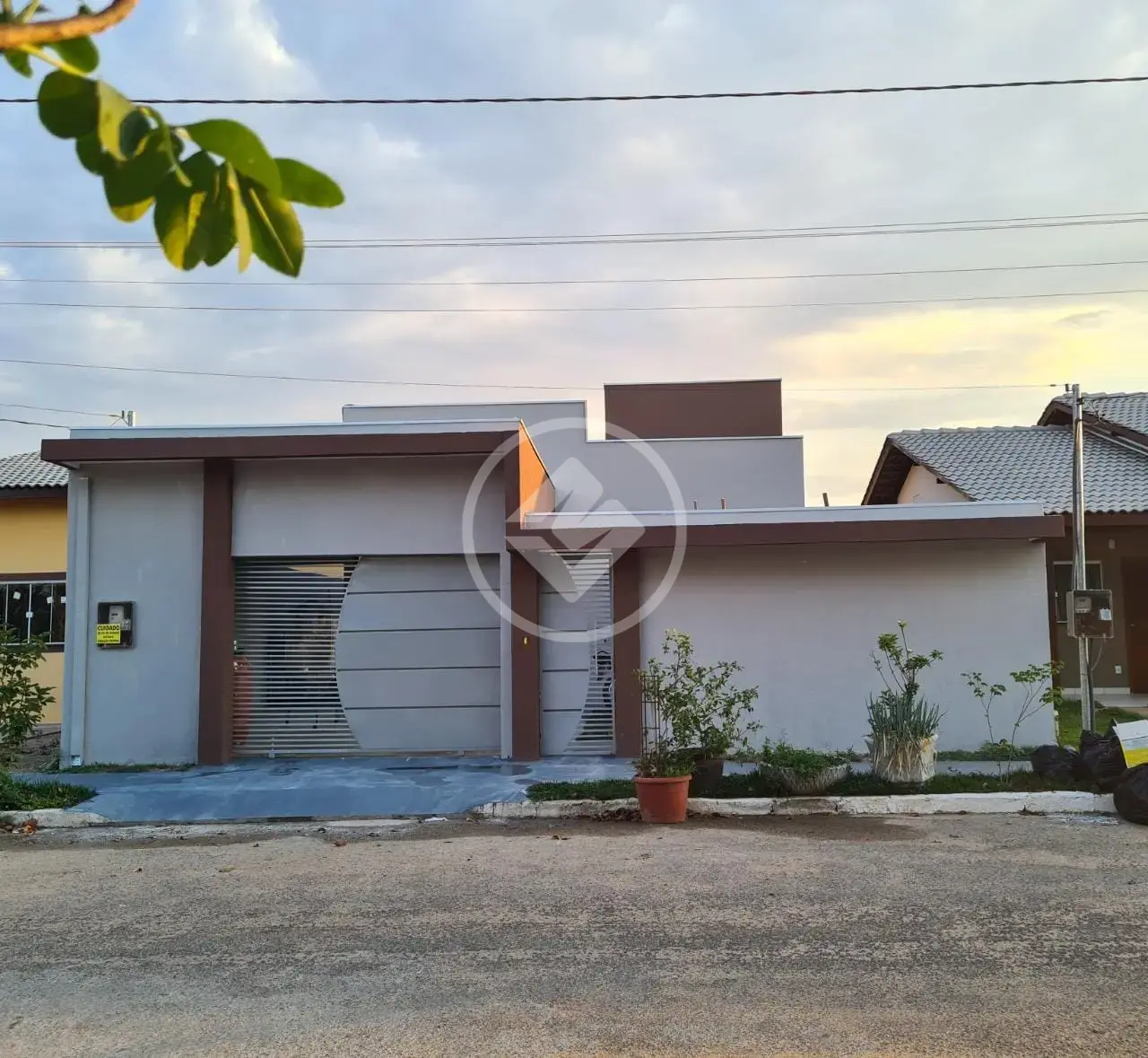 Imagem 1 - Casa Condomínio em DISTRITO INDUSTRIAL, Cuiabá - MT