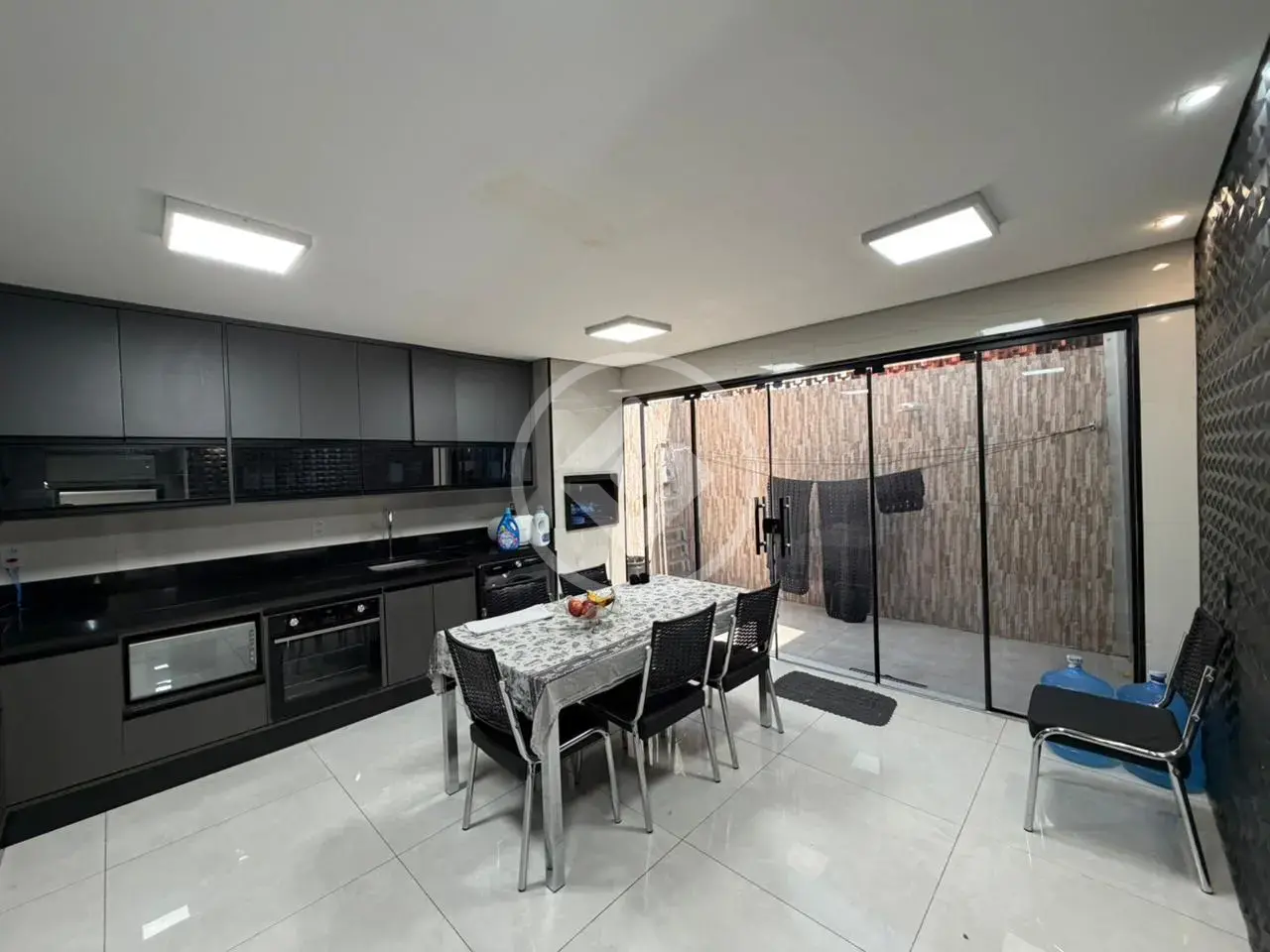 Image 2 - Casa Condomínio em Petrópolis, Várzea Grande - MT