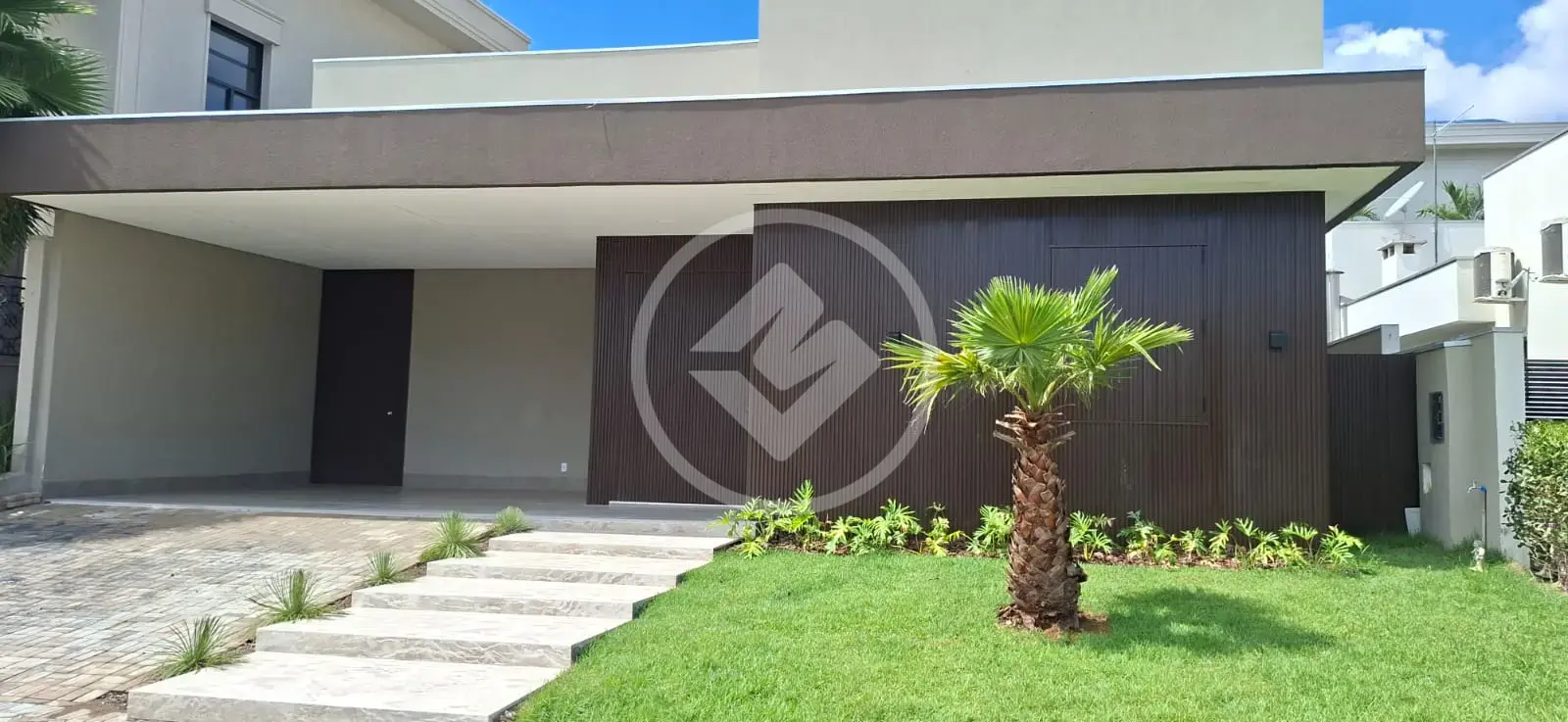 Imagem 1 - Casa Condomínio em Bairro Condomínio Villa Jardim, Cuiabá - MT