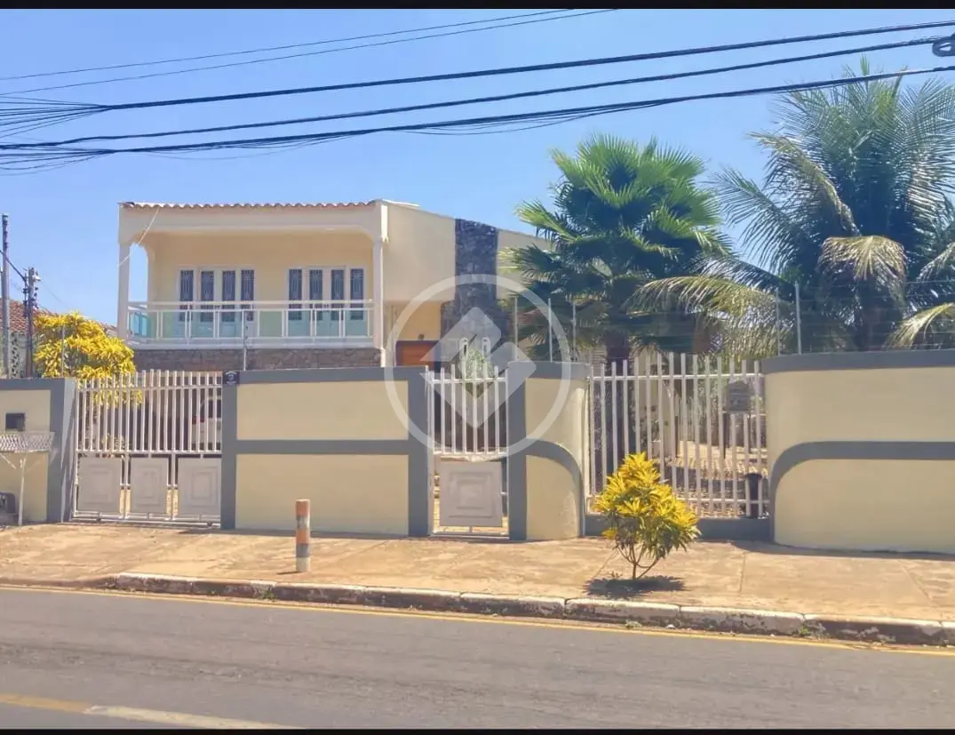 Imagem 1 - Casa em Cidade Alta, Cuiabá - MT