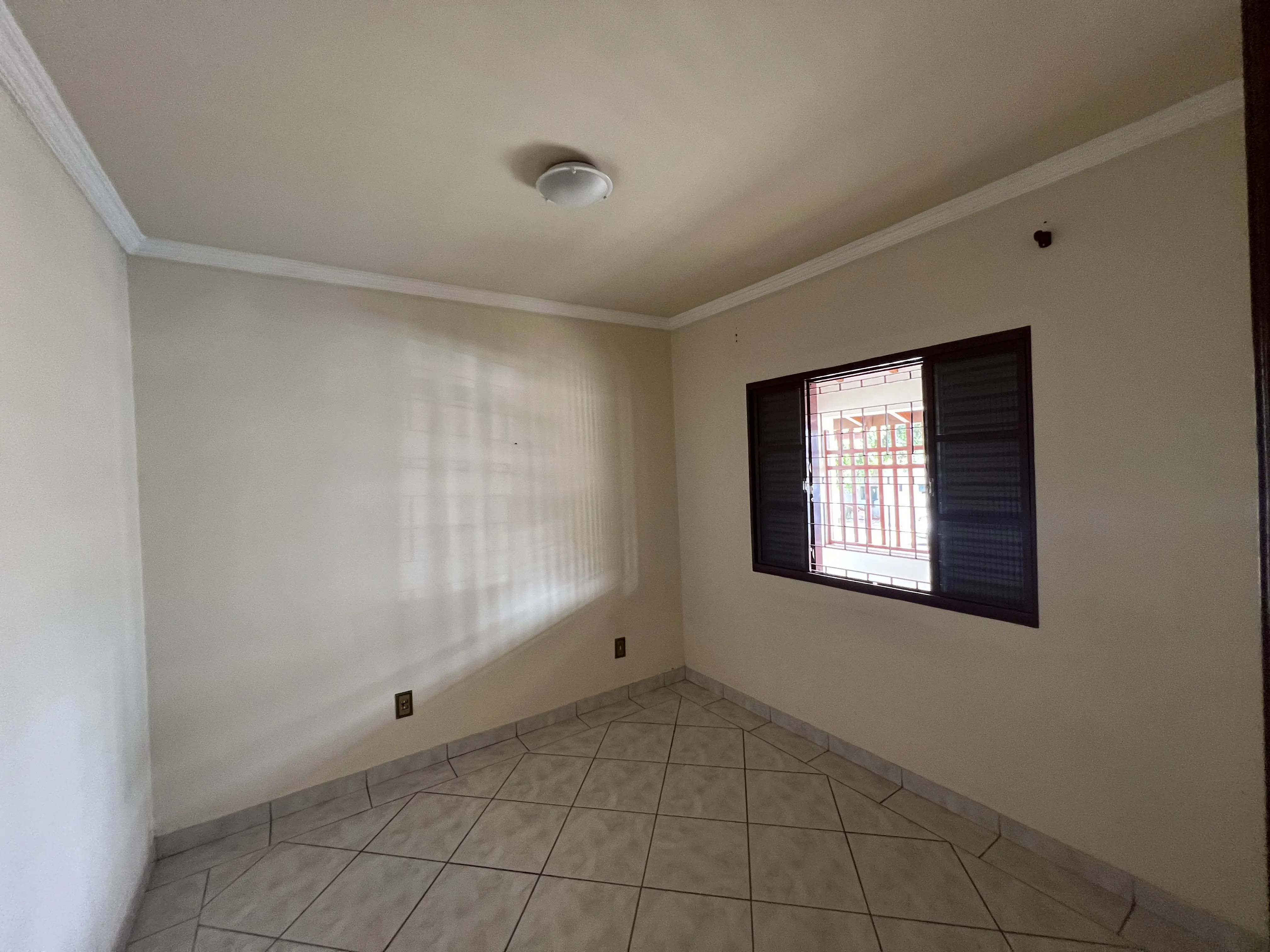 Image 8 - Casa em Conjunto Residencial Prefeito Warley Colombini, Araras - SP