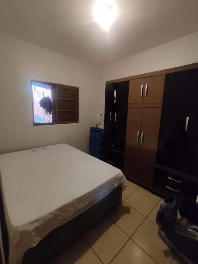 Imagem 2 - Casa em Conjunto Residencial Prefeito Warley Colombini, Araras - SP