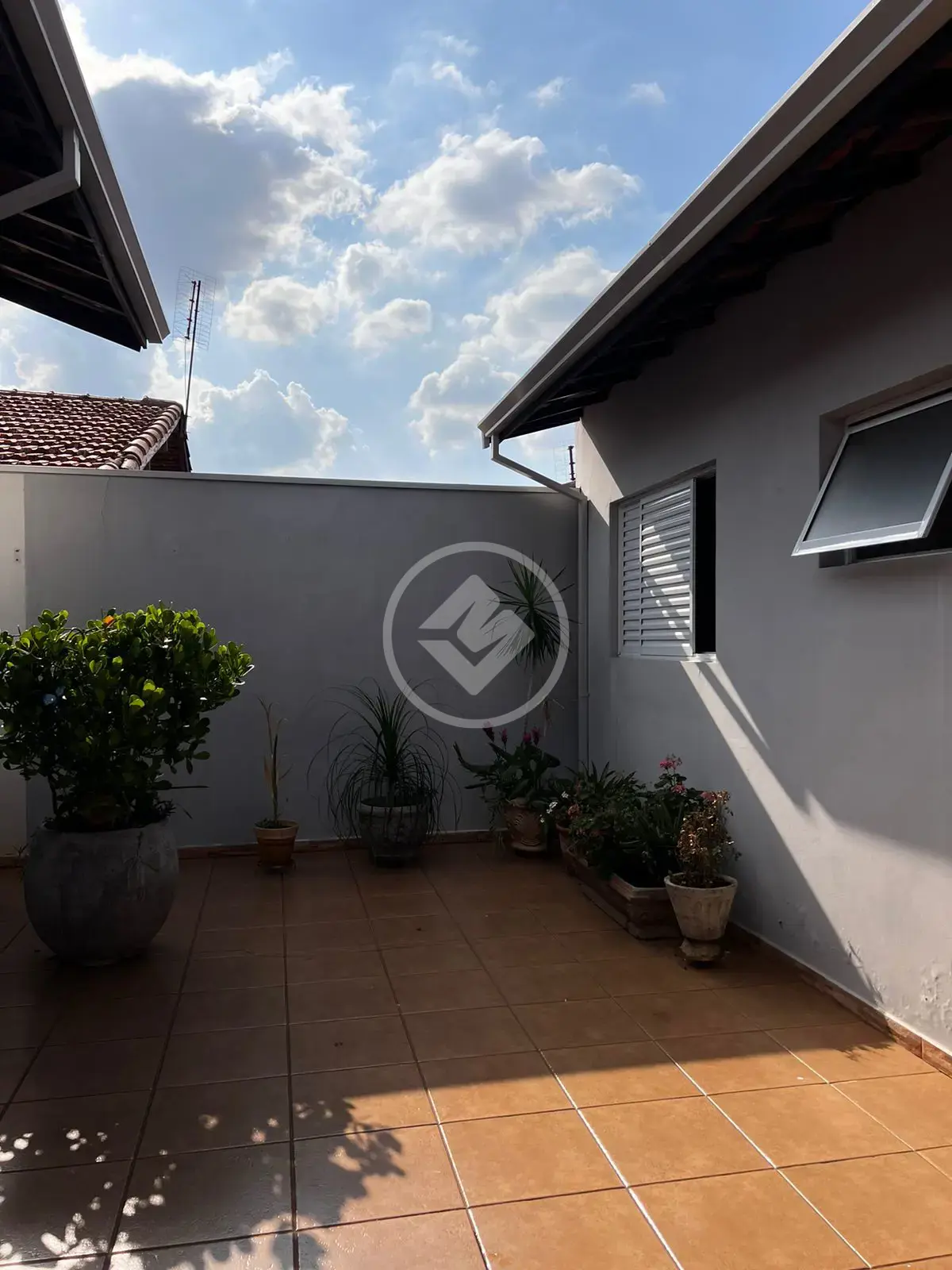 Imagem 6 - Casa em Conjunto Habitacional Heitor Villa Lobos, Araras - SP
